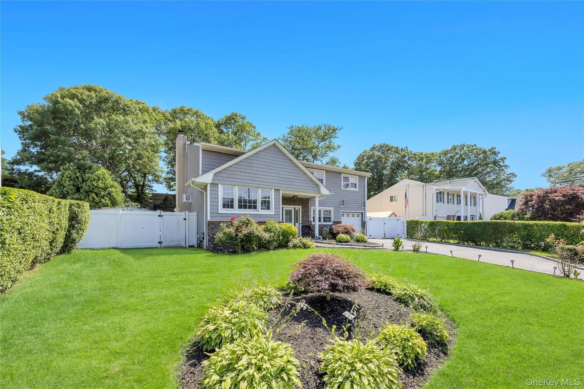 99 Schneider Lane, Islip, NY, 4 Bedrooms Bedrooms, 8 Rooms Rooms,1 BathroomBathrooms,Residential,For Rent,Schneider,0,1020525 99 Schneider Lane, Islip, NY, 4 Bedrooms Bedrooms, 8 Rooms Rooms,1 BathroomBathrooms,Residential,For Rent,Schneider,0,1020525