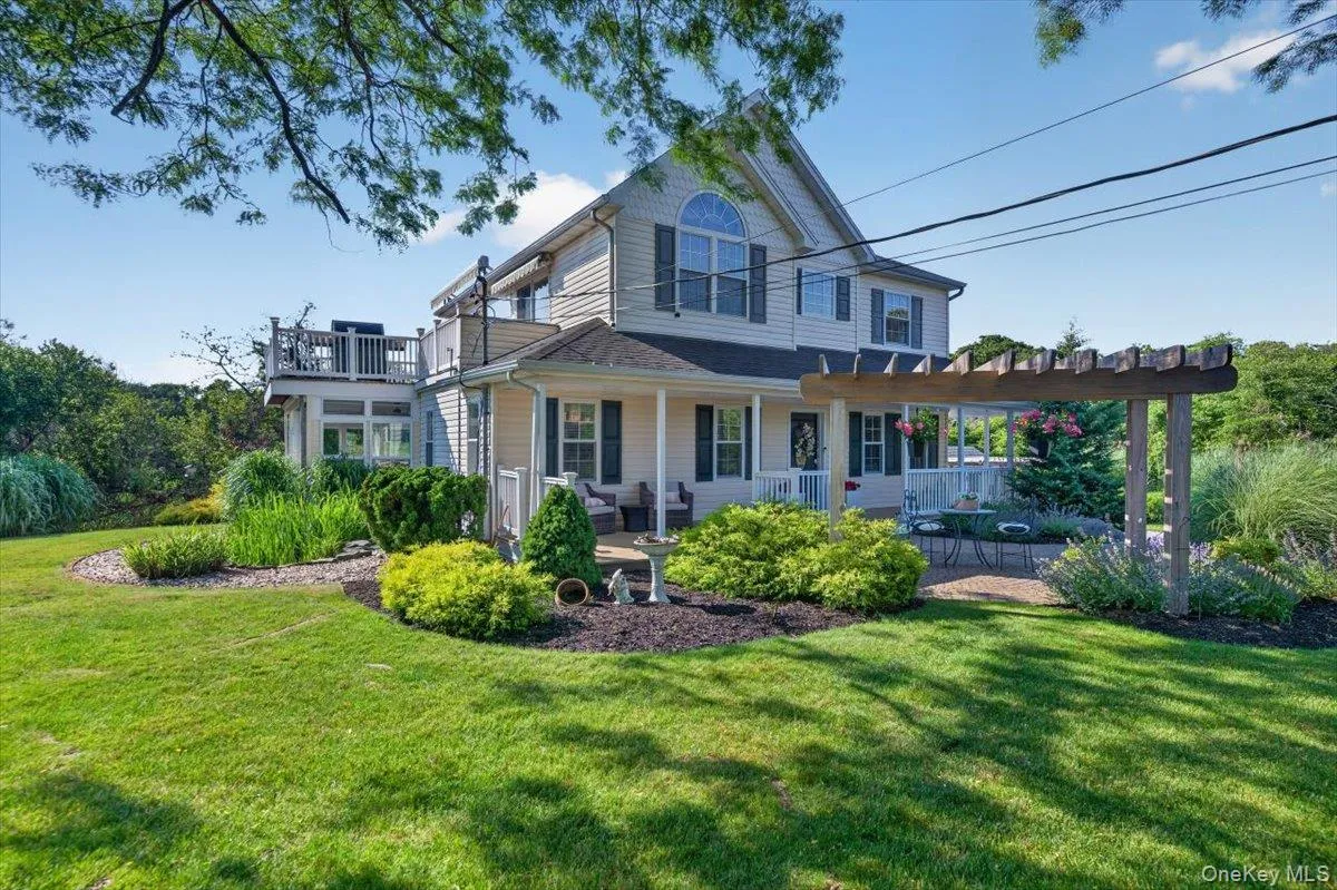 266 Clinton Avenue, Brookhaven, NY, 3 Bedrooms Bedrooms, 7 Rooms Rooms,2 BathroomsBathrooms,Residential,For Rent,Clinton,0,1020526 266 Clinton Avenue, Brookhaven, NY, 3 Bedrooms Bedrooms, 7 Rooms Rooms,2 BathroomsBathrooms,Residential,For Rent,Clinton,0,1020526
