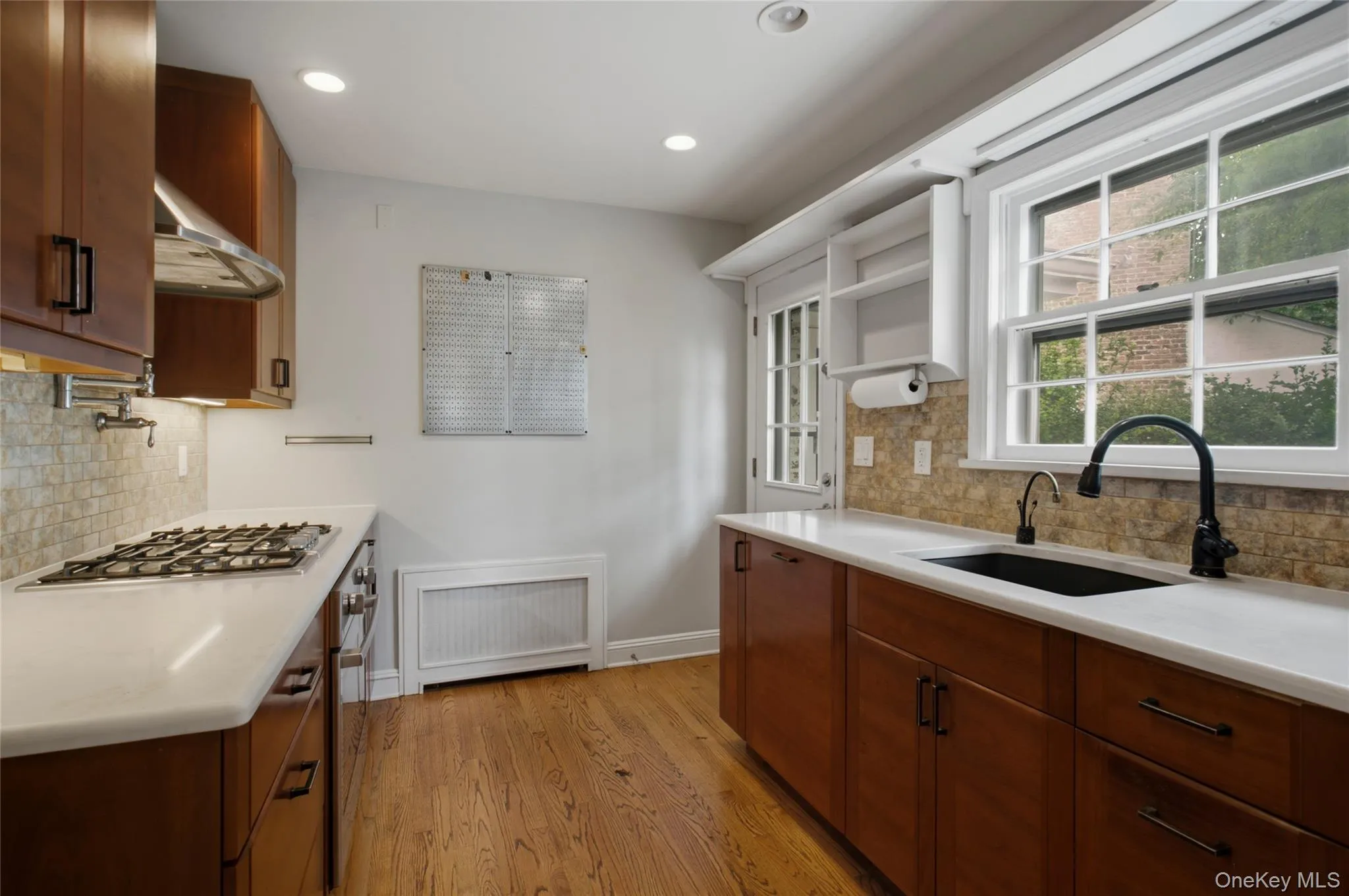 63 aka 61 Beechwood Terrace, Yonkers, NY, 3 Bedrooms Bedrooms, 7 Rooms Rooms,1 BathroomBathrooms,Residential,For Rent,Beechwood,0,1020528 63 aka 61 Beechwood Terrace, Yonkers, NY, 3 Bedrooms Bedrooms, 7 Rooms Rooms,1 BathroomBathrooms,Residential,For Rent,Beechwood,0,1020528