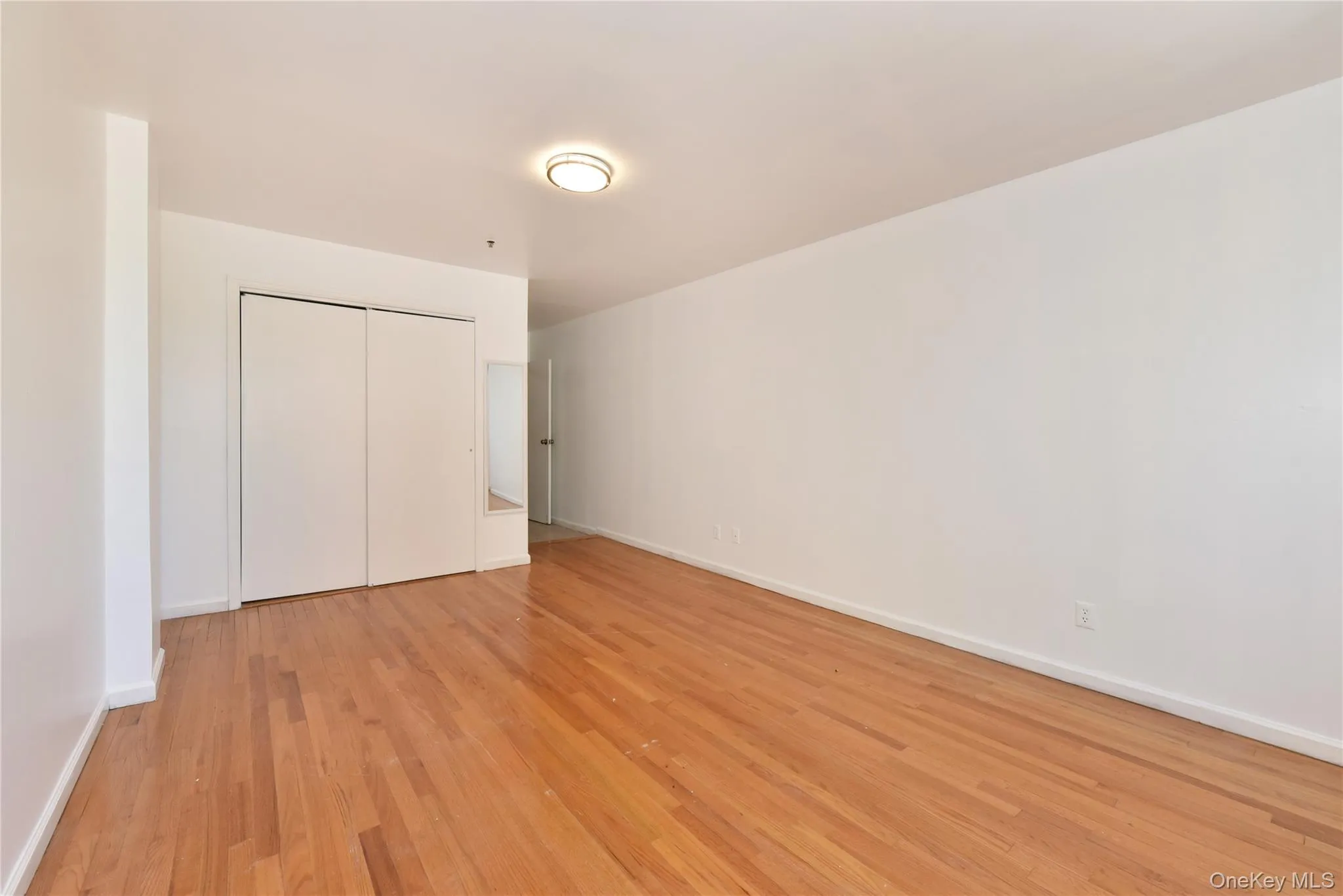 133-38 Avery Avenue, New York, NY, 1 Bedroom Bedrooms, 5 Rooms Rooms,2 BathroomsBathrooms,Residential,For Rent,Avery,0,1020529 133-38 Avery Avenue, New York, NY, 1 Bedroom Bedrooms, 5 Rooms Rooms,2 BathroomsBathrooms,Residential,For Rent,Avery,0,1020529