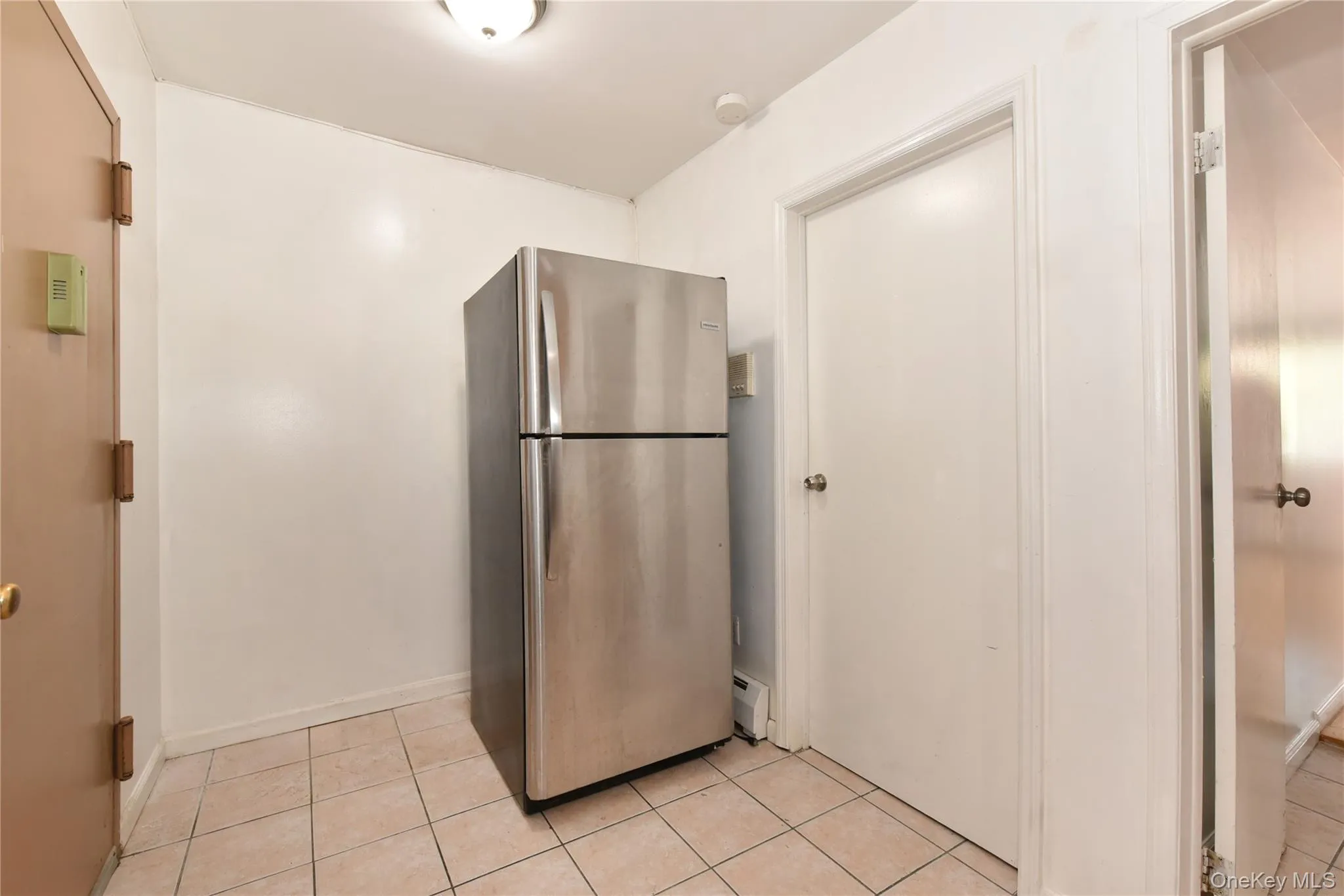 133-38 Avery Avenue, New York, NY, 1 Bedroom Bedrooms, 5 Rooms Rooms,2 BathroomsBathrooms,Residential,For Rent,Avery,0,1020529 133-38 Avery Avenue, New York, NY, 1 Bedroom Bedrooms, 5 Rooms Rooms,2 BathroomsBathrooms,Residential,For Rent,Avery,0,1020529