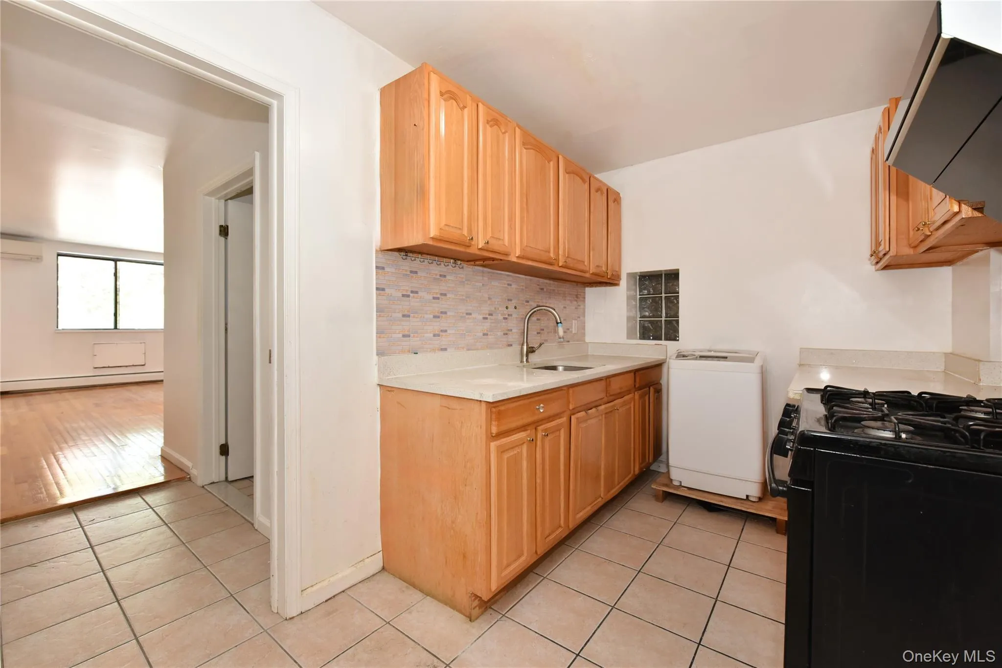 133-38 Avery Avenue, New York, NY, 1 Bedroom Bedrooms, 5 Rooms Rooms,2 BathroomsBathrooms,Residential,For Rent,Avery,0,1020529 133-38 Avery Avenue, New York, NY, 1 Bedroom Bedrooms, 5 Rooms Rooms,2 BathroomsBathrooms,Residential,For Rent,Avery,0,1020529