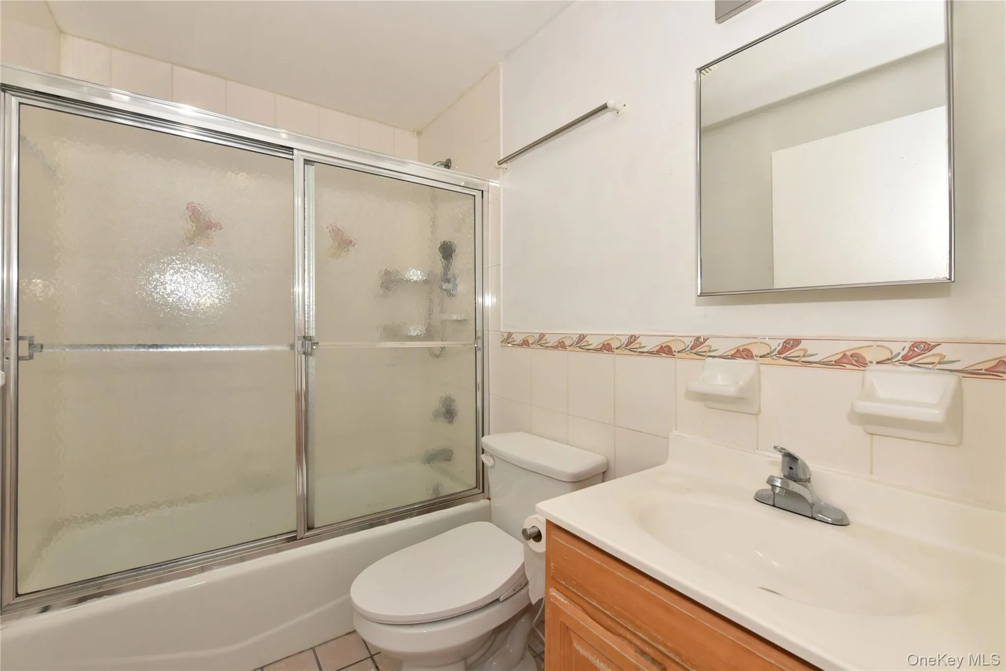 133-38 Avery Avenue, New York, NY, 1 Bedroom Bedrooms, 5 Rooms Rooms,2 BathroomsBathrooms,Residential,For Rent,Avery,0,1020529 133-38 Avery Avenue, New York, NY, 1 Bedroom Bedrooms, 5 Rooms Rooms,2 BathroomsBathrooms,Residential,For Rent,Avery,0,1020529