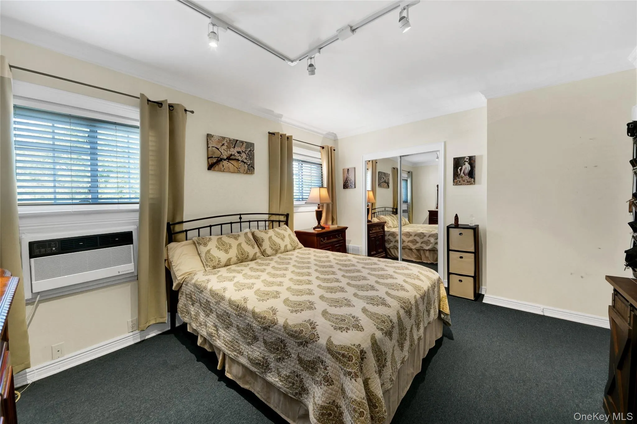Bedroom Bedroom
