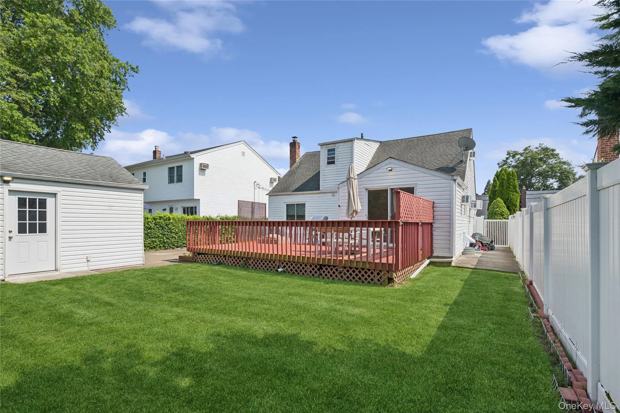 10 Audrey Avenue, Oyster Bay, NY, 4 Bedrooms Bedrooms, 7 Rooms Rooms,3 BathroomsBathrooms,Residential,For Rent,Audrey,0,1020533 10 Audrey Avenue, Oyster Bay, NY, 4 Bedrooms Bedrooms, 7 Rooms Rooms,3 BathroomsBathrooms,Residential,For Rent,Audrey,0,1020533