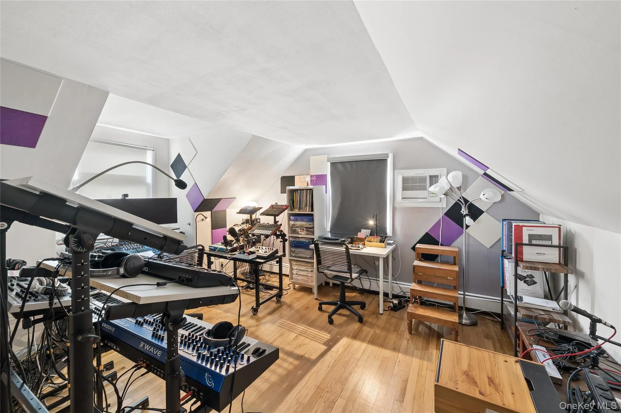 10 Audrey Avenue, Oyster Bay, NY, 4 Bedrooms Bedrooms, 7 Rooms Rooms,3 BathroomsBathrooms,Residential,For Rent,Audrey,0,1020533 10 Audrey Avenue, Oyster Bay, NY, 4 Bedrooms Bedrooms, 7 Rooms Rooms,3 BathroomsBathrooms,Residential,For Rent,Audrey,0,1020533