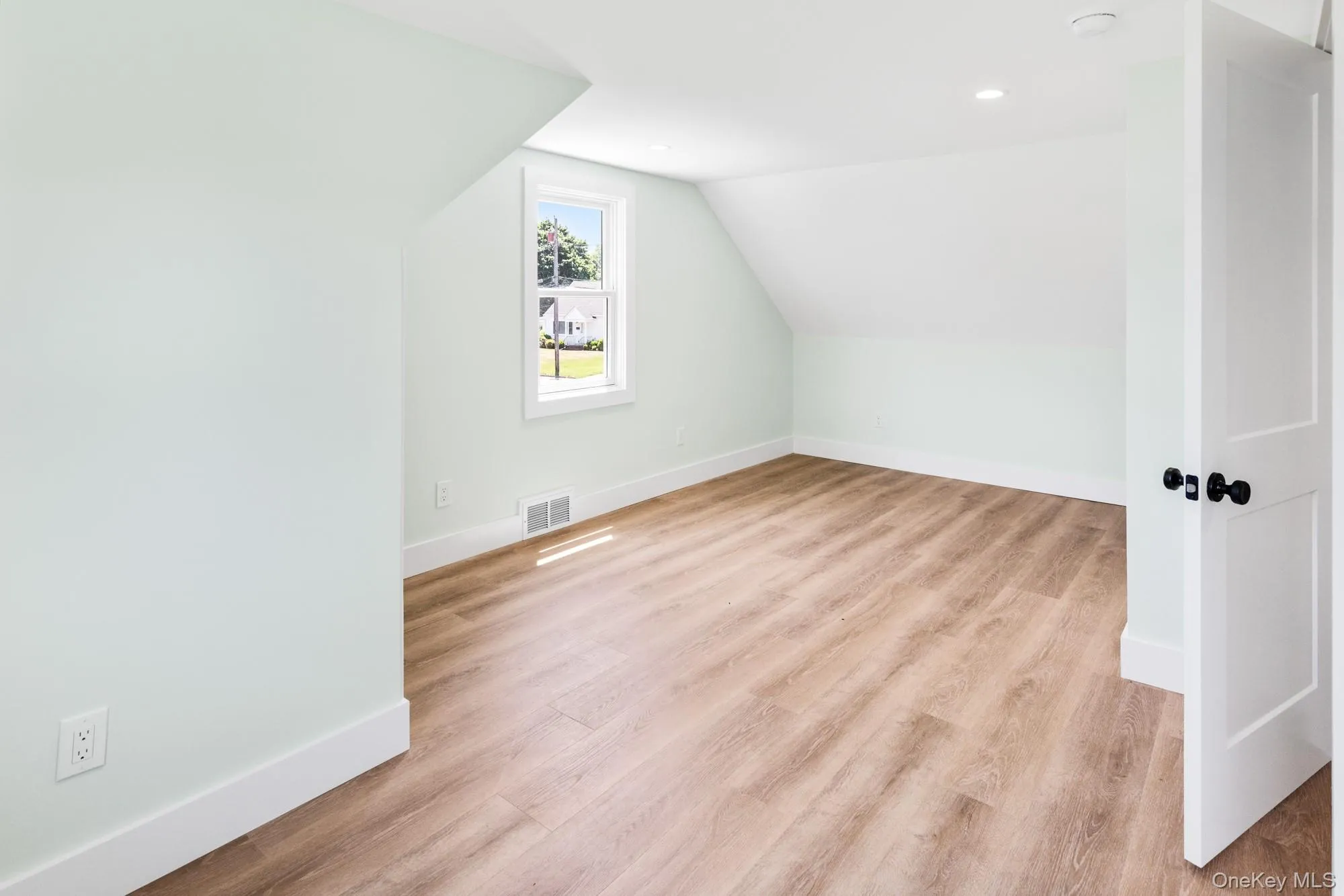 90 Sunrise Avenue, Riverhead, NY, 4 Bedrooms Bedrooms, 3 Rooms Rooms,2 BathroomsBathrooms,Residential,For Rent,Sunrise,0,1020534 90 Sunrise Avenue, Riverhead, NY, 4 Bedrooms Bedrooms, 3 Rooms Rooms,2 BathroomsBathrooms,Residential,For Rent,Sunrise,0,1020534