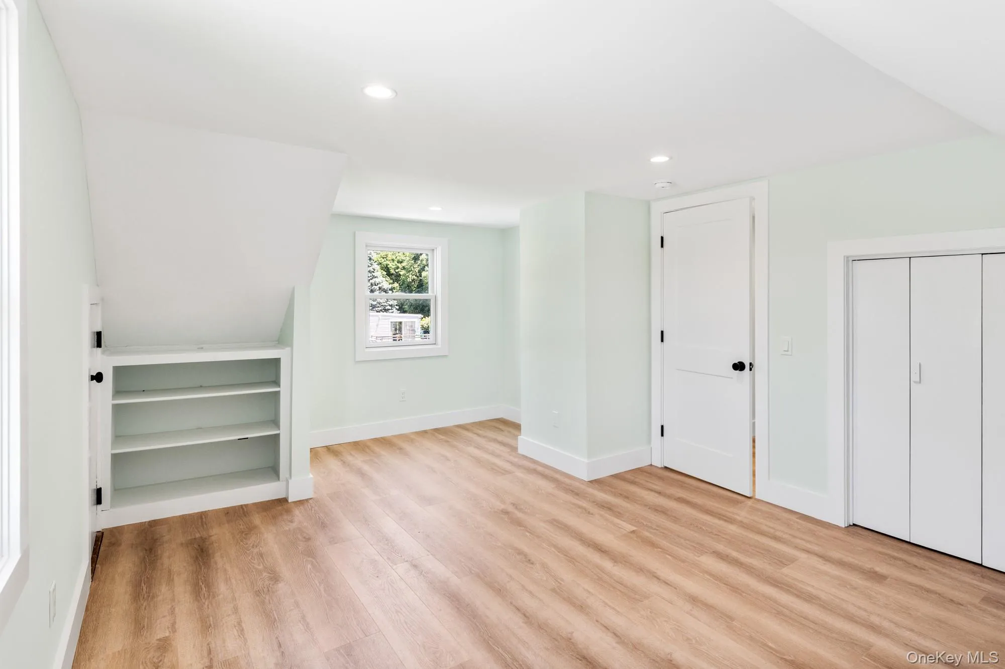 90 Sunrise Avenue, Riverhead, NY, 4 Bedrooms Bedrooms, 3 Rooms Rooms,2 BathroomsBathrooms,Residential,For Rent,Sunrise,0,1020534 90 Sunrise Avenue, Riverhead, NY, 4 Bedrooms Bedrooms, 3 Rooms Rooms,2 BathroomsBathrooms,Residential,For Rent,Sunrise,0,1020534