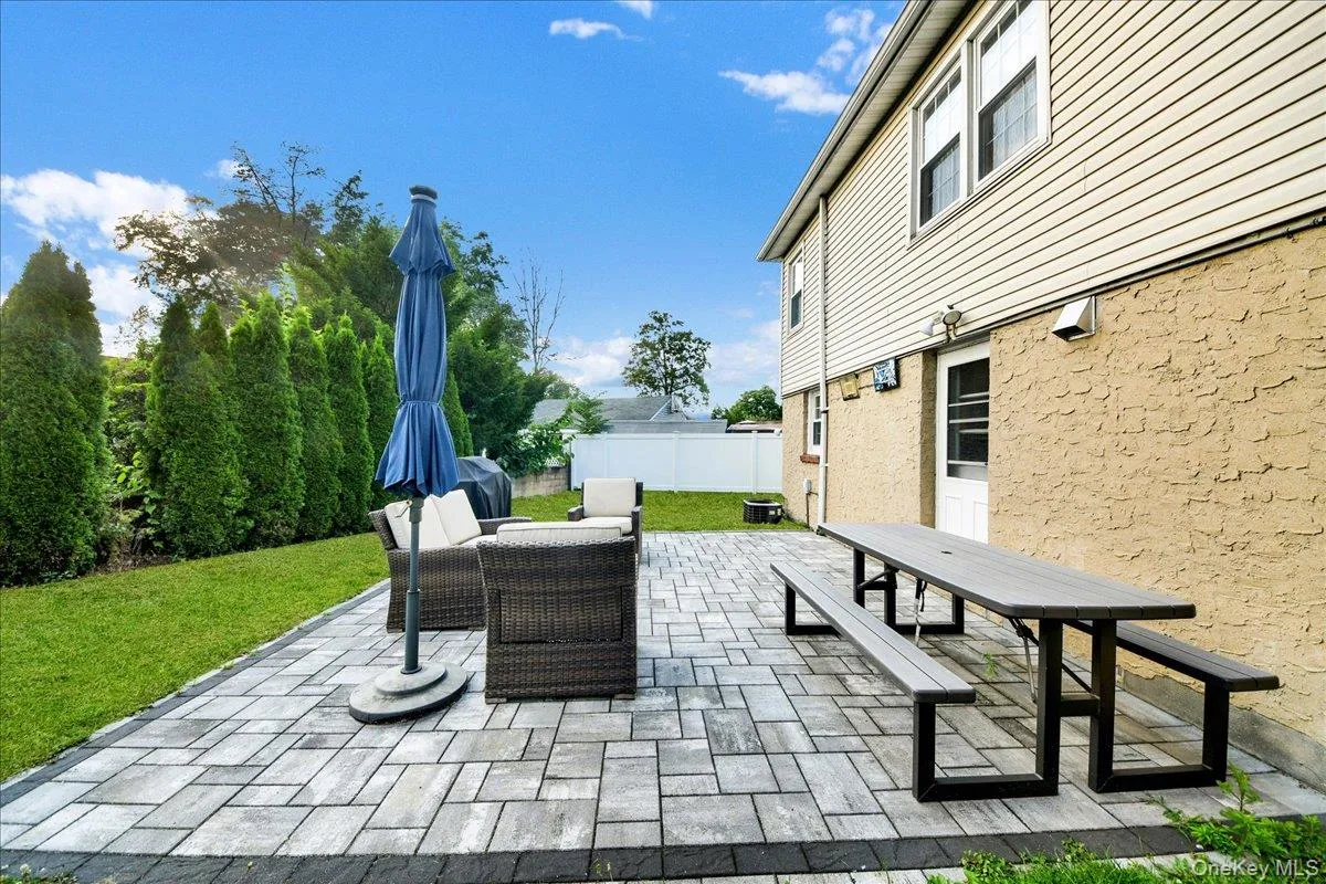 19 Storey Lane, Yonkers, NY, 5 Bedrooms Bedrooms, 10 Rooms Rooms,3 BathroomsBathrooms,Residential,For Rent,Storey,0,1020543 19 Storey Lane, Yonkers, NY, 5 Bedrooms Bedrooms, 10 Rooms Rooms,3 BathroomsBathrooms,Residential,For Rent,Storey,0,1020543