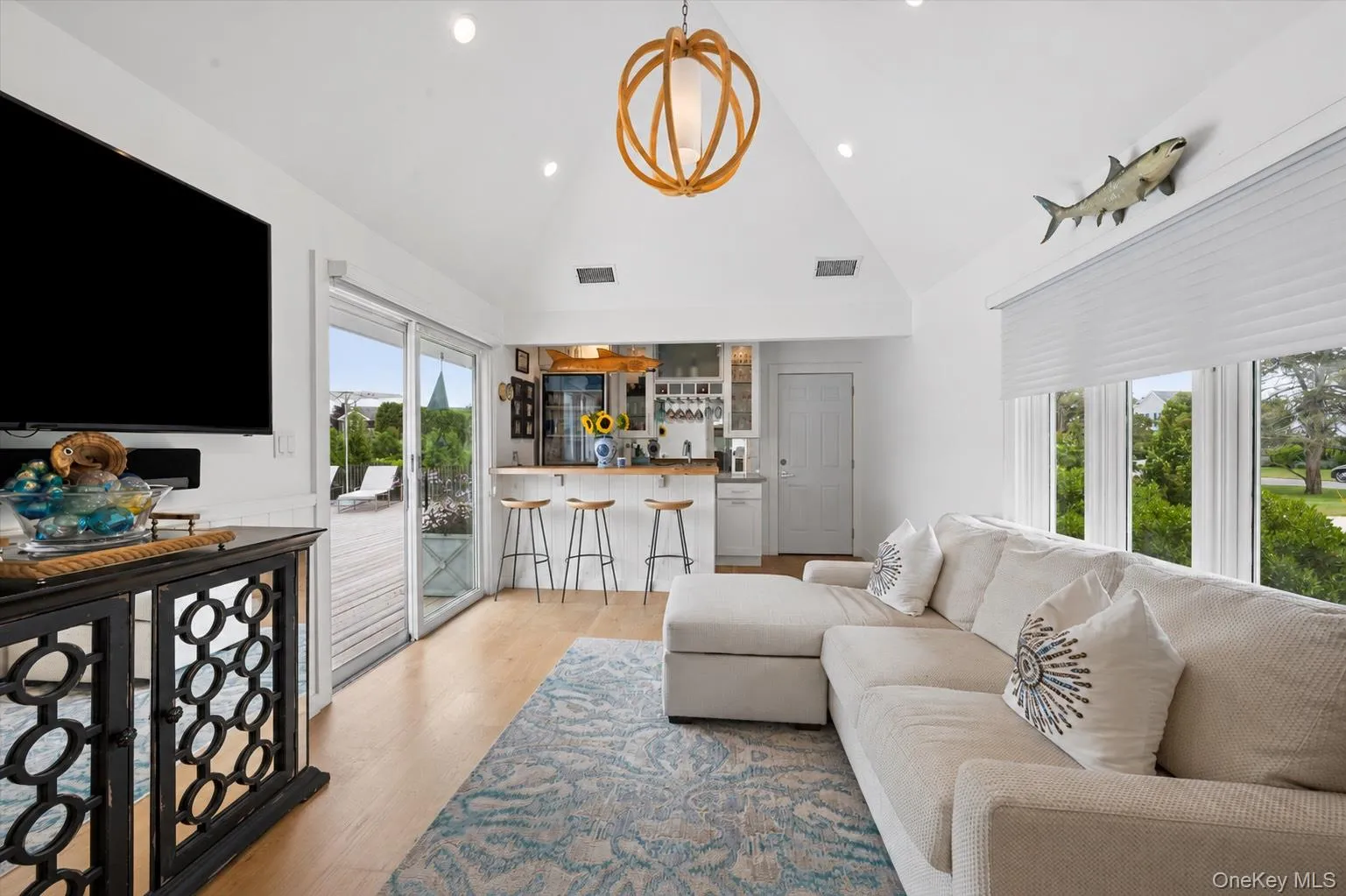 12 Ogden Lane, Southampton, NY, 4 Bedrooms Bedrooms, 7 Rooms Rooms,4 BathroomsBathrooms,Residential,For Rent,Ogden,0,1020549 12 Ogden Lane, Southampton, NY, 4 Bedrooms Bedrooms, 7 Rooms Rooms,4 BathroomsBathrooms,Residential,For Rent,Ogden,0,1020549