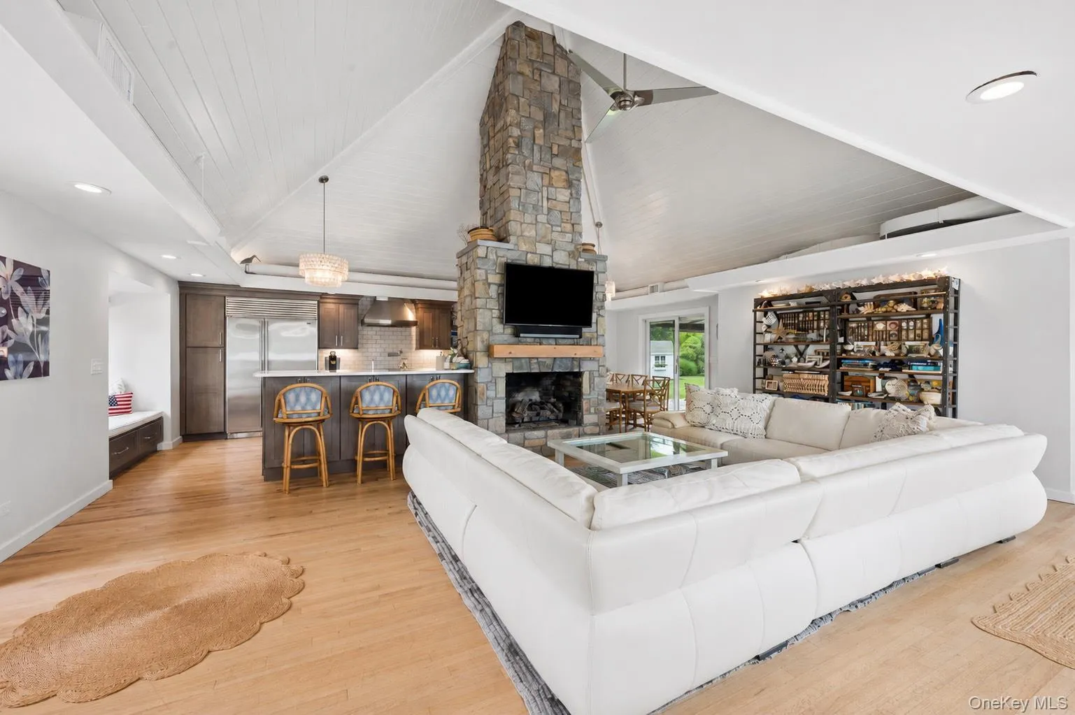 12 Ogden Lane, Southampton, NY, 4 Bedrooms Bedrooms, 7 Rooms Rooms,4 BathroomsBathrooms,Residential,For Rent,Ogden,0,1020549 12 Ogden Lane, Southampton, NY, 4 Bedrooms Bedrooms, 7 Rooms Rooms,4 BathroomsBathrooms,Residential,For Rent,Ogden,0,1020549
