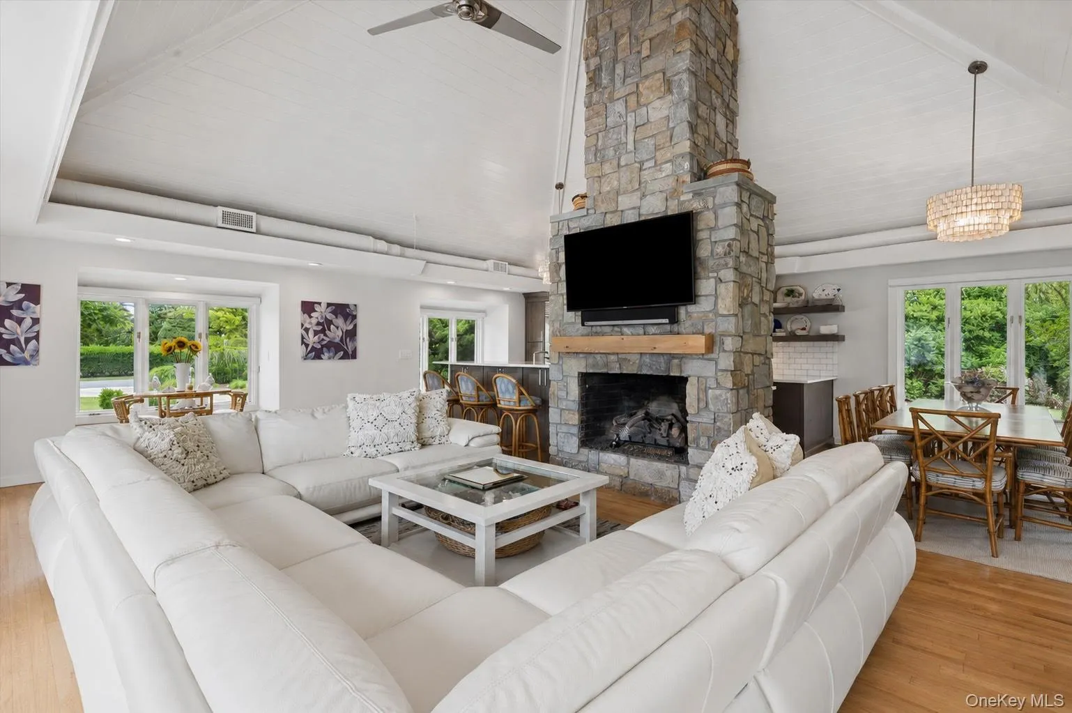 12 Ogden Lane, Southampton, NY, 4 Bedrooms Bedrooms, 7 Rooms Rooms,4 BathroomsBathrooms,Residential,For Rent,Ogden,0,1020549 12 Ogden Lane, Southampton, NY, 4 Bedrooms Bedrooms, 7 Rooms Rooms,4 BathroomsBathrooms,Residential,For Rent,Ogden,0,1020549