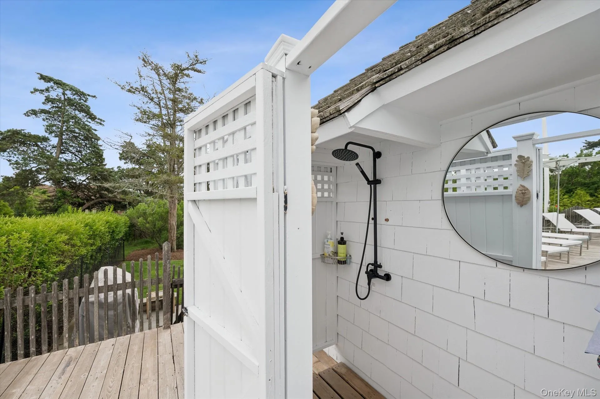 12 Ogden Lane, Southampton, NY, 4 Bedrooms Bedrooms, 7 Rooms Rooms,4 BathroomsBathrooms,Residential,For Rent,Ogden,0,1020549 12 Ogden Lane, Southampton, NY, 4 Bedrooms Bedrooms, 7 Rooms Rooms,4 BathroomsBathrooms,Residential,For Rent,Ogden,0,1020549