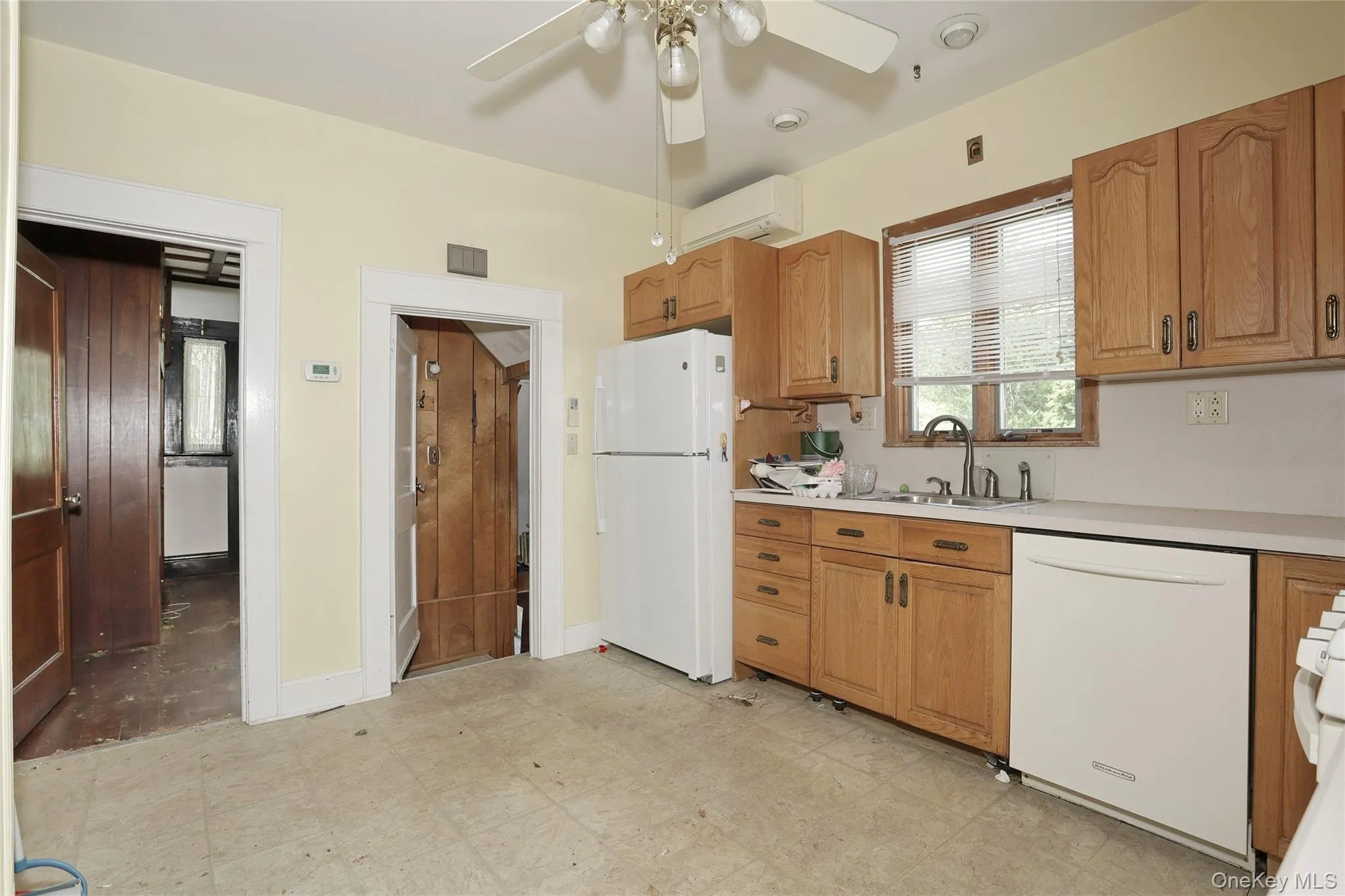 12 Pacific Avenue, Clarkstown, NY, 5 Bedrooms Bedrooms, 8 Rooms Rooms,2 BathroomsBathrooms,Residential,For Rent,Pacific,0,1020551 12 Pacific Avenue, Clarkstown, NY, 5 Bedrooms Bedrooms, 8 Rooms Rooms,2 BathroomsBathrooms,Residential,For Rent,Pacific,0,1020551