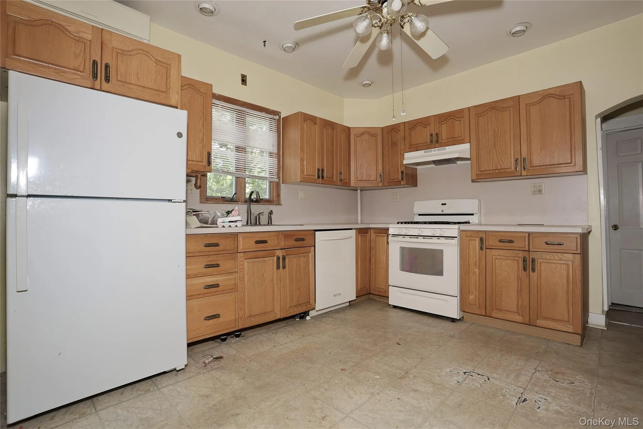 12 Pacific Avenue, Clarkstown, NY, 5 Bedrooms Bedrooms, 8 Rooms Rooms,2 BathroomsBathrooms,Residential,For Rent,Pacific,0,1020551 12 Pacific Avenue, Clarkstown, NY, 5 Bedrooms Bedrooms, 8 Rooms Rooms,2 BathroomsBathrooms,Residential,For Rent,Pacific,0,1020551