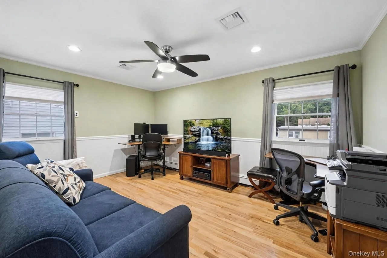 3 Stimson Place, Huntington, NY, 4 Bedrooms Bedrooms, 8 Rooms Rooms,2 BathroomsBathrooms,Residential,For Rent,Stimson,0,1020552 3 Stimson Place, Huntington, NY, 4 Bedrooms Bedrooms, 8 Rooms Rooms,2 BathroomsBathrooms,Residential,For Rent,Stimson,0,1020552
