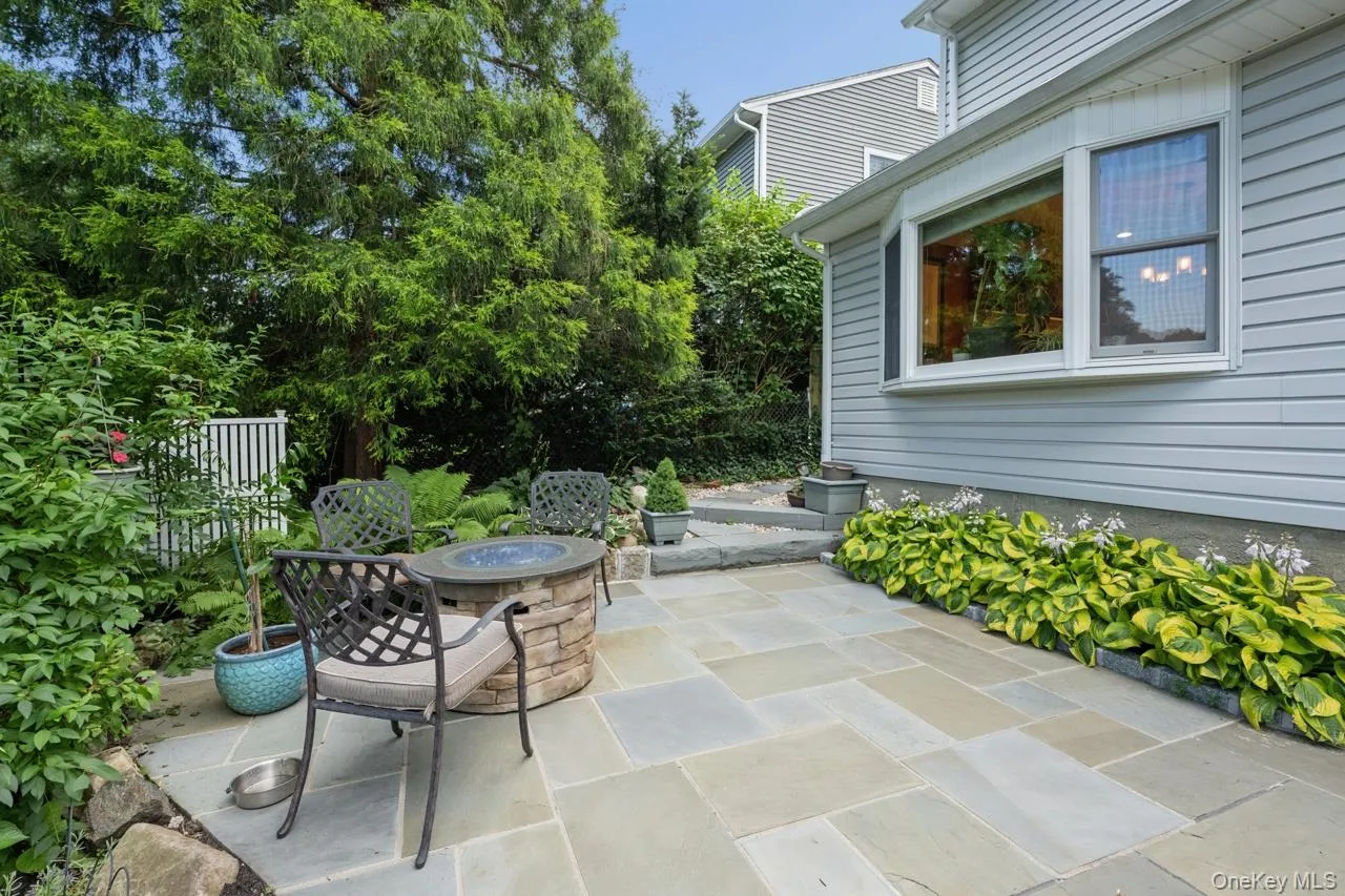 3 Stimson Place, Huntington, NY, 4 Bedrooms Bedrooms, 8 Rooms Rooms,2 BathroomsBathrooms,Residential,For Rent,Stimson,0,1020552 3 Stimson Place, Huntington, NY, 4 Bedrooms Bedrooms, 8 Rooms Rooms,2 BathroomsBathrooms,Residential,For Rent,Stimson,0,1020552