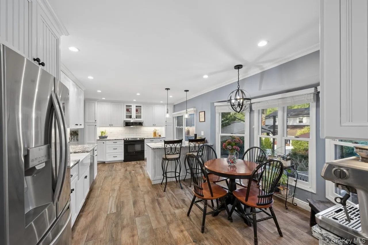 3 Stimson Place, Huntington, NY, 4 Bedrooms Bedrooms, 8 Rooms Rooms,2 BathroomsBathrooms,Residential,For Rent,Stimson,0,1020552 3 Stimson Place, Huntington, NY, 4 Bedrooms Bedrooms, 8 Rooms Rooms,2 BathroomsBathrooms,Residential,For Rent,Stimson,0,1020552