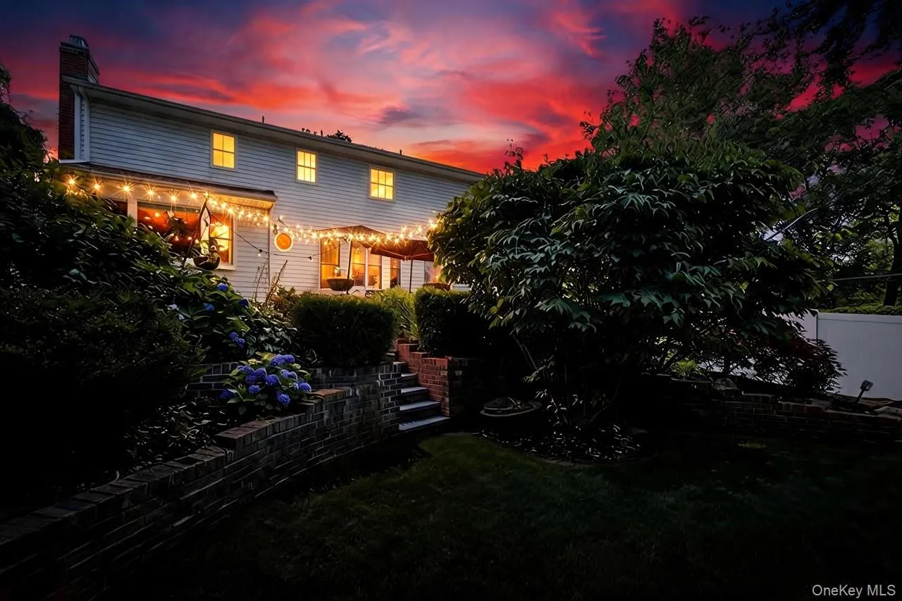 3 Stimson Place, Huntington, NY, 4 Bedrooms Bedrooms, 8 Rooms Rooms,2 BathroomsBathrooms,Residential,For Rent,Stimson,0,1020552 3 Stimson Place, Huntington, NY, 4 Bedrooms Bedrooms, 8 Rooms Rooms,2 BathroomsBathrooms,Residential,For Rent,Stimson,0,1020552
