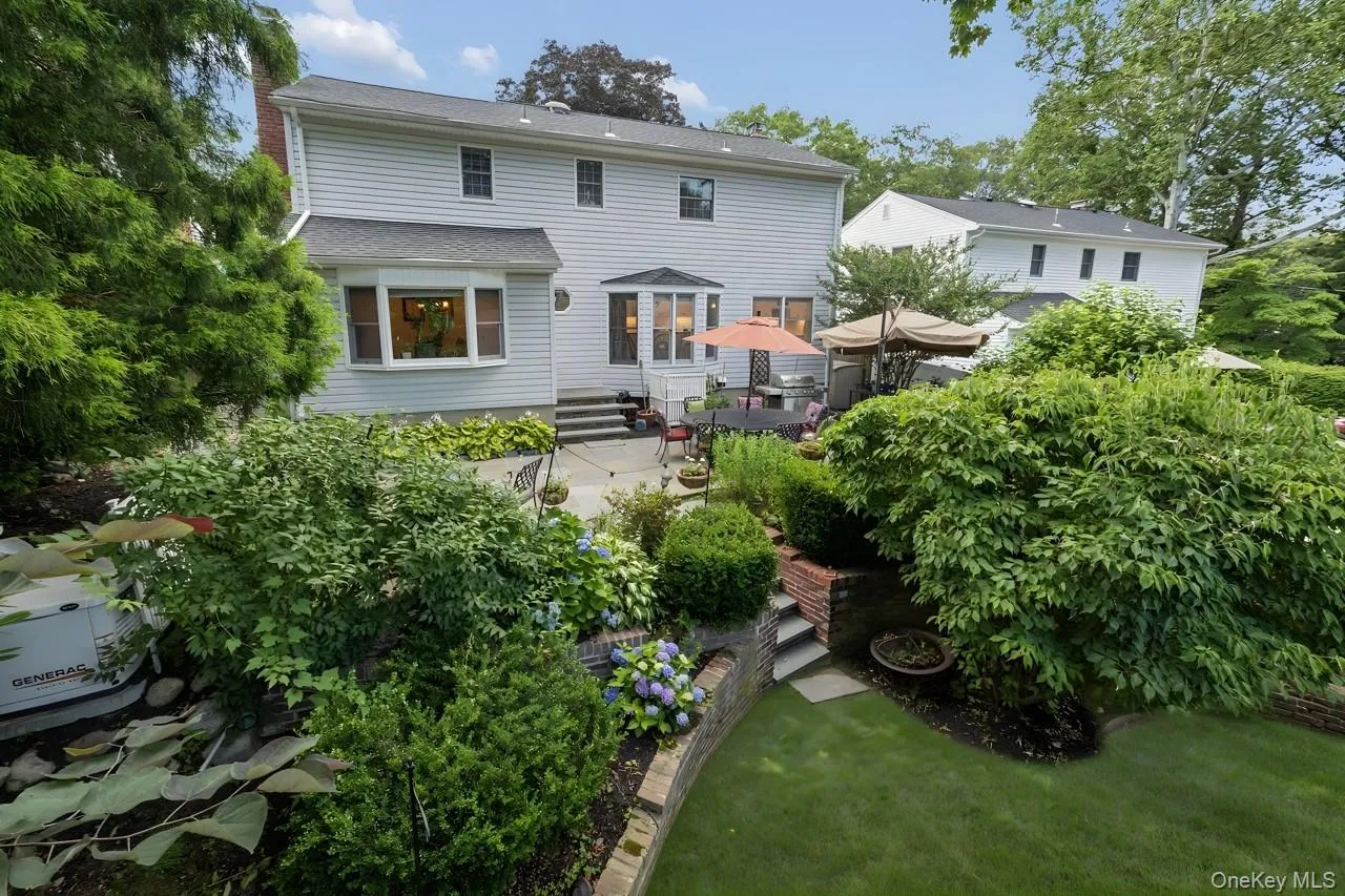 3 Stimson Place, Huntington, NY, 4 Bedrooms Bedrooms, 8 Rooms Rooms,2 BathroomsBathrooms,Residential,For Rent,Stimson,0,1020552 3 Stimson Place, Huntington, NY, 4 Bedrooms Bedrooms, 8 Rooms Rooms,2 BathroomsBathrooms,Residential,For Rent,Stimson,0,1020552