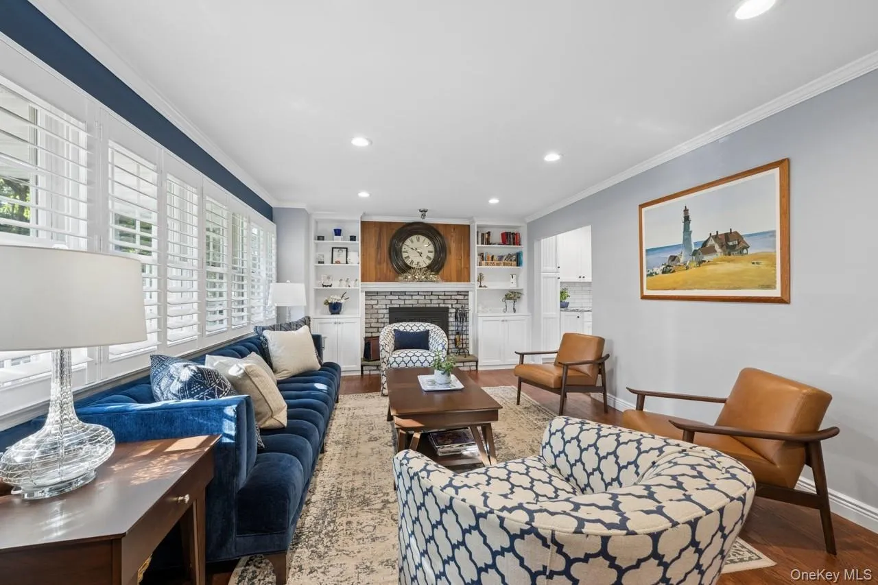 3 Stimson Place, Huntington, NY, 4 Bedrooms Bedrooms, 8 Rooms Rooms,2 BathroomsBathrooms,Residential,For Rent,Stimson,0,1020552 3 Stimson Place, Huntington, NY, 4 Bedrooms Bedrooms, 8 Rooms Rooms,2 BathroomsBathrooms,Residential,For Rent,Stimson,0,1020552