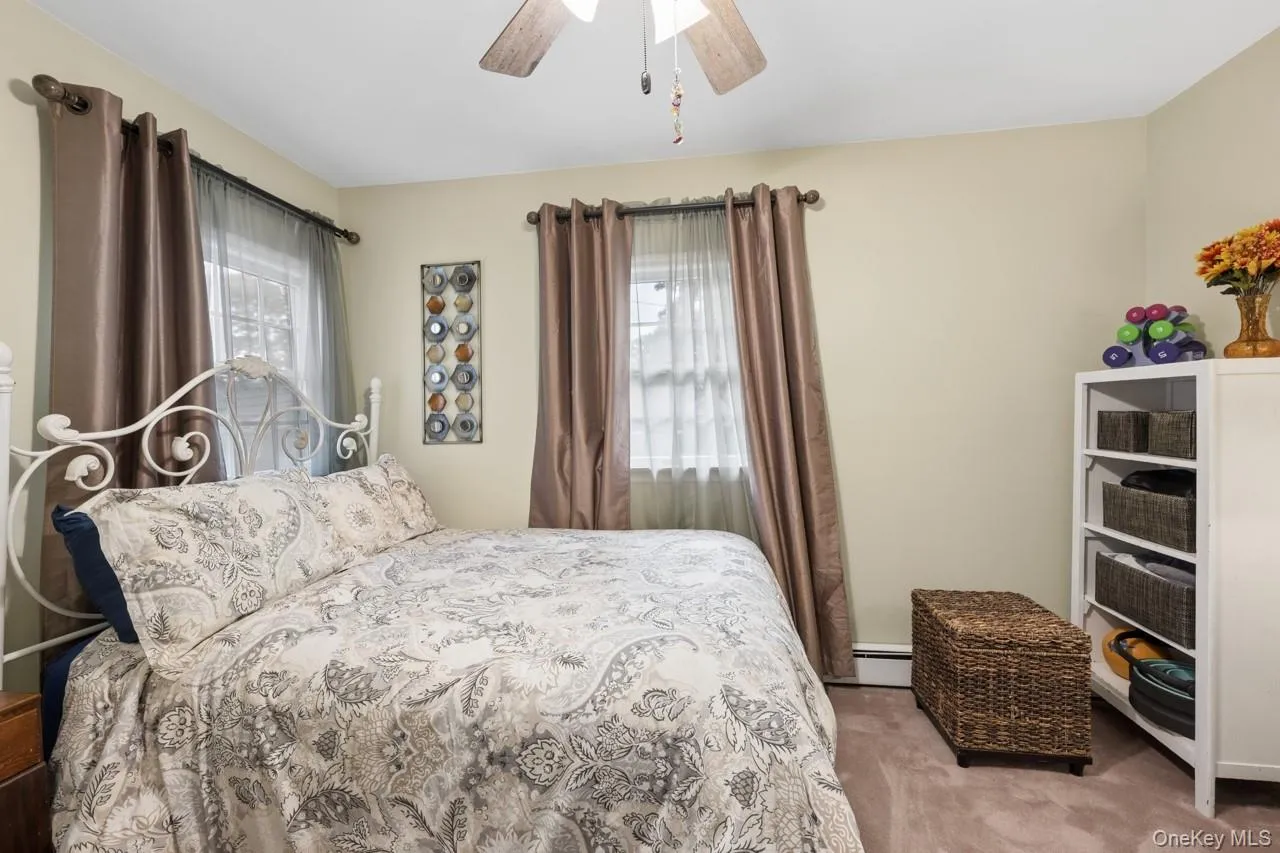 3 Stimson Place, Huntington, NY, 4 Bedrooms Bedrooms, 8 Rooms Rooms,2 BathroomsBathrooms,Residential,For Rent,Stimson,0,1020552 3 Stimson Place, Huntington, NY, 4 Bedrooms Bedrooms, 8 Rooms Rooms,2 BathroomsBathrooms,Residential,For Rent,Stimson,0,1020552