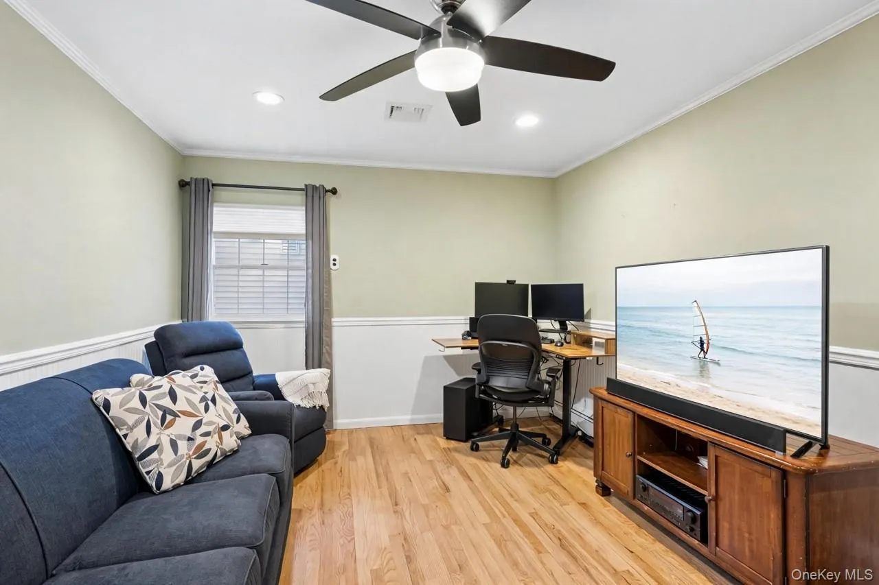 3 Stimson Place, Huntington, NY, 4 Bedrooms Bedrooms, 8 Rooms Rooms,2 BathroomsBathrooms,Residential,For Rent,Stimson,0,1020552 3 Stimson Place, Huntington, NY, 4 Bedrooms Bedrooms, 8 Rooms Rooms,2 BathroomsBathrooms,Residential,For Rent,Stimson,0,1020552