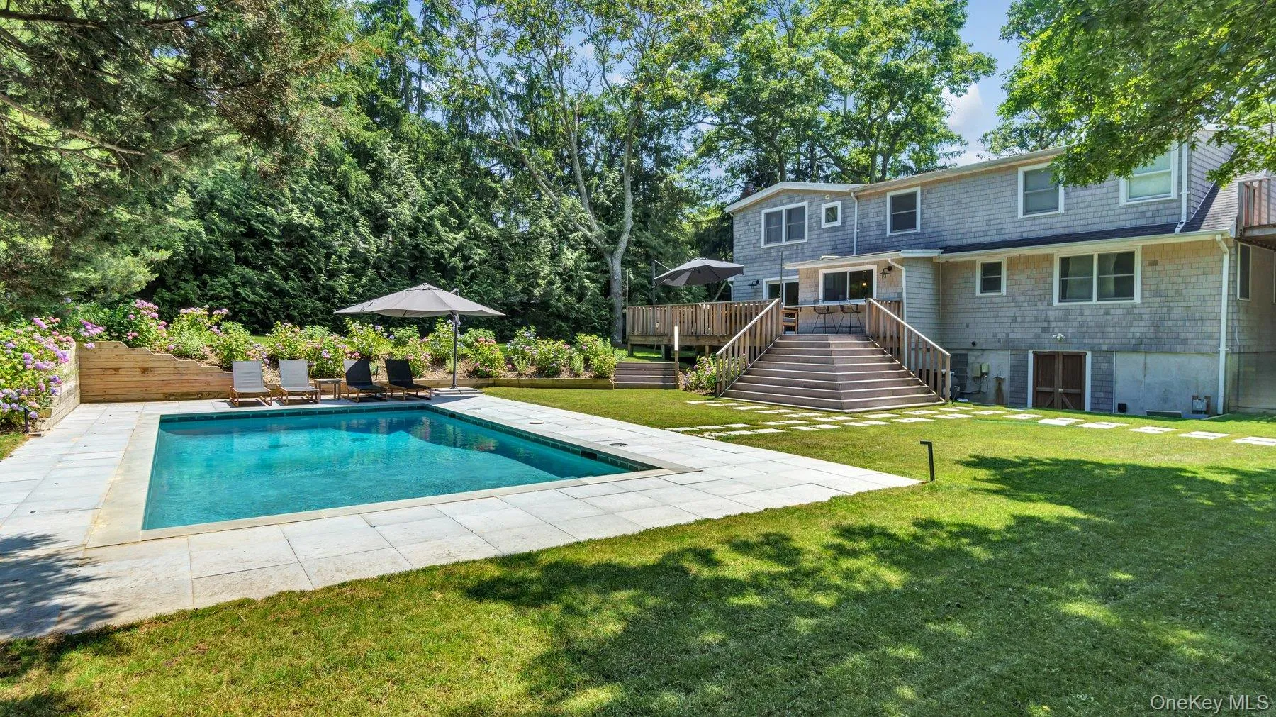 18 Bay View Road, Southampton, NY, 3 Bedrooms Bedrooms, 13 Rooms Rooms,3 BathroomsBathrooms,Residential Lease,For Rent,Bay View,0,1020555 18 Bay View Road, Southampton, NY, 3 Bedrooms Bedrooms, 13 Rooms Rooms,3 BathroomsBathrooms,Residential Lease,For Rent,Bay View,0,1020555