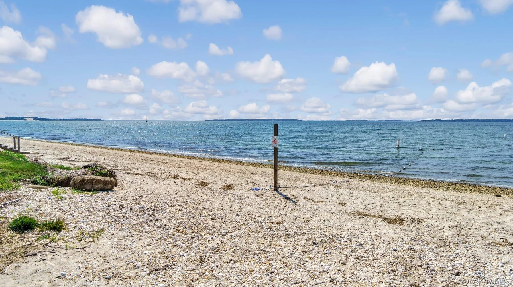 18 Bay View Road, Southampton, NY, 3 Bedrooms Bedrooms, 13 Rooms Rooms,3 BathroomsBathrooms,Residential Lease,For Rent,Bay View,0,1020555 18 Bay View Road, Southampton, NY, 3 Bedrooms Bedrooms, 13 Rooms Rooms,3 BathroomsBathrooms,Residential Lease,For Rent,Bay View,0,1020555