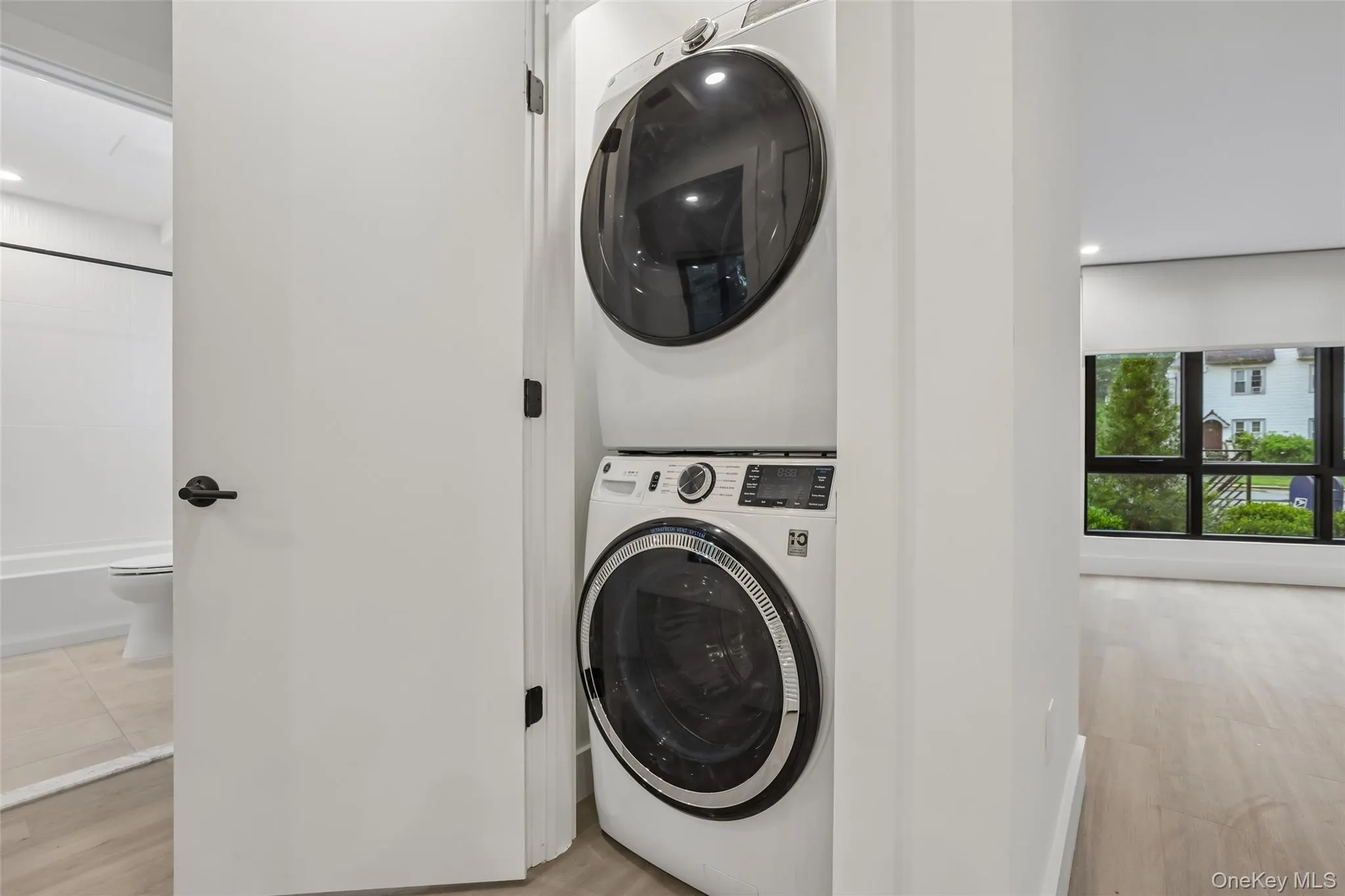 325 Manville Road, Mount Pleasant, NY, 2 Bedrooms Bedrooms, 5 Rooms Rooms,2 BathroomsBathrooms,Residential Lease,For Rent,Manville,0,1020556 325 Manville Road, Mount Pleasant, NY, 2 Bedrooms Bedrooms, 5 Rooms Rooms,2 BathroomsBathrooms,Residential Lease,For Rent,Manville,0,1020556