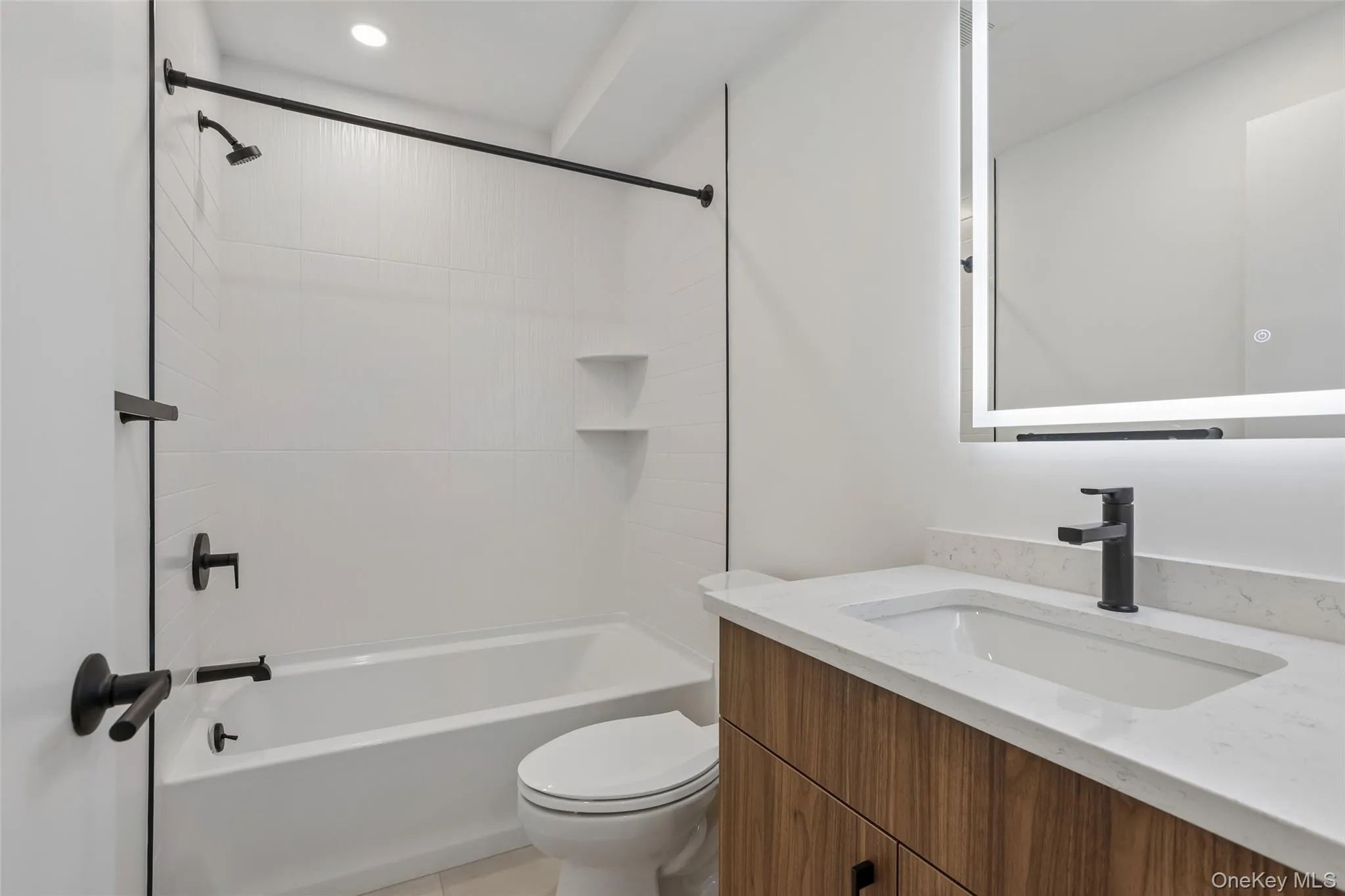 325 Manville Road, Mount Pleasant, NY, 2 Bedrooms Bedrooms, 5 Rooms Rooms,2 BathroomsBathrooms,Residential Lease,For Rent,Manville,0,1020556 325 Manville Road, Mount Pleasant, NY, 2 Bedrooms Bedrooms, 5 Rooms Rooms,2 BathroomsBathrooms,Residential Lease,For Rent,Manville,0,1020556
