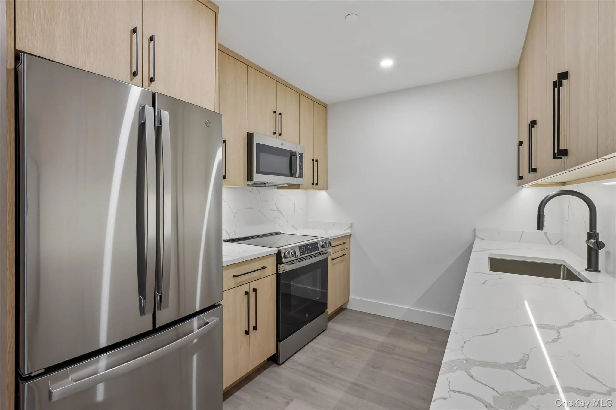 325 Manville Road, Mount Pleasant, NY, 2 Bedrooms Bedrooms, 5 Rooms Rooms,2 BathroomsBathrooms,Residential Lease,For Rent,Manville,0,1020560 325 Manville Road, Mount Pleasant, NY, 2 Bedrooms Bedrooms, 5 Rooms Rooms,2 BathroomsBathrooms,Residential Lease,For Rent,Manville,0,1020560