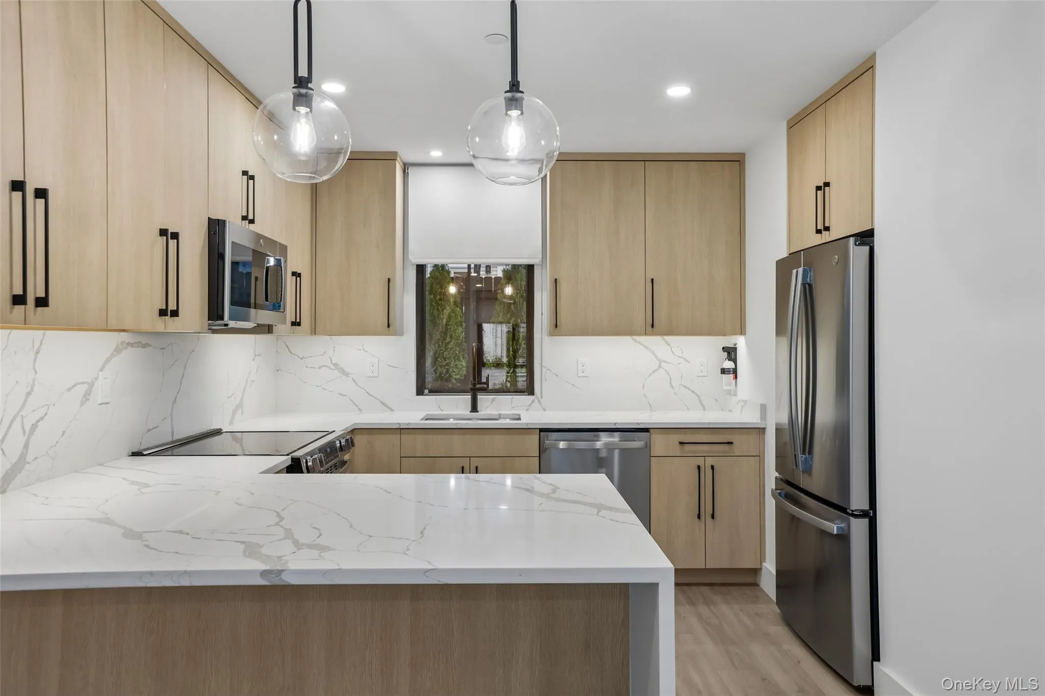 325 Manville Road, Mount Pleasant, NY, 2 Bedrooms Bedrooms, 5 Rooms Rooms,2 BathroomsBathrooms,Residential Lease,For Rent,Manville,0,1020561 325 Manville Road, Mount Pleasant, NY, 2 Bedrooms Bedrooms, 5 Rooms Rooms,2 BathroomsBathrooms,Residential Lease,For Rent,Manville,0,1020561