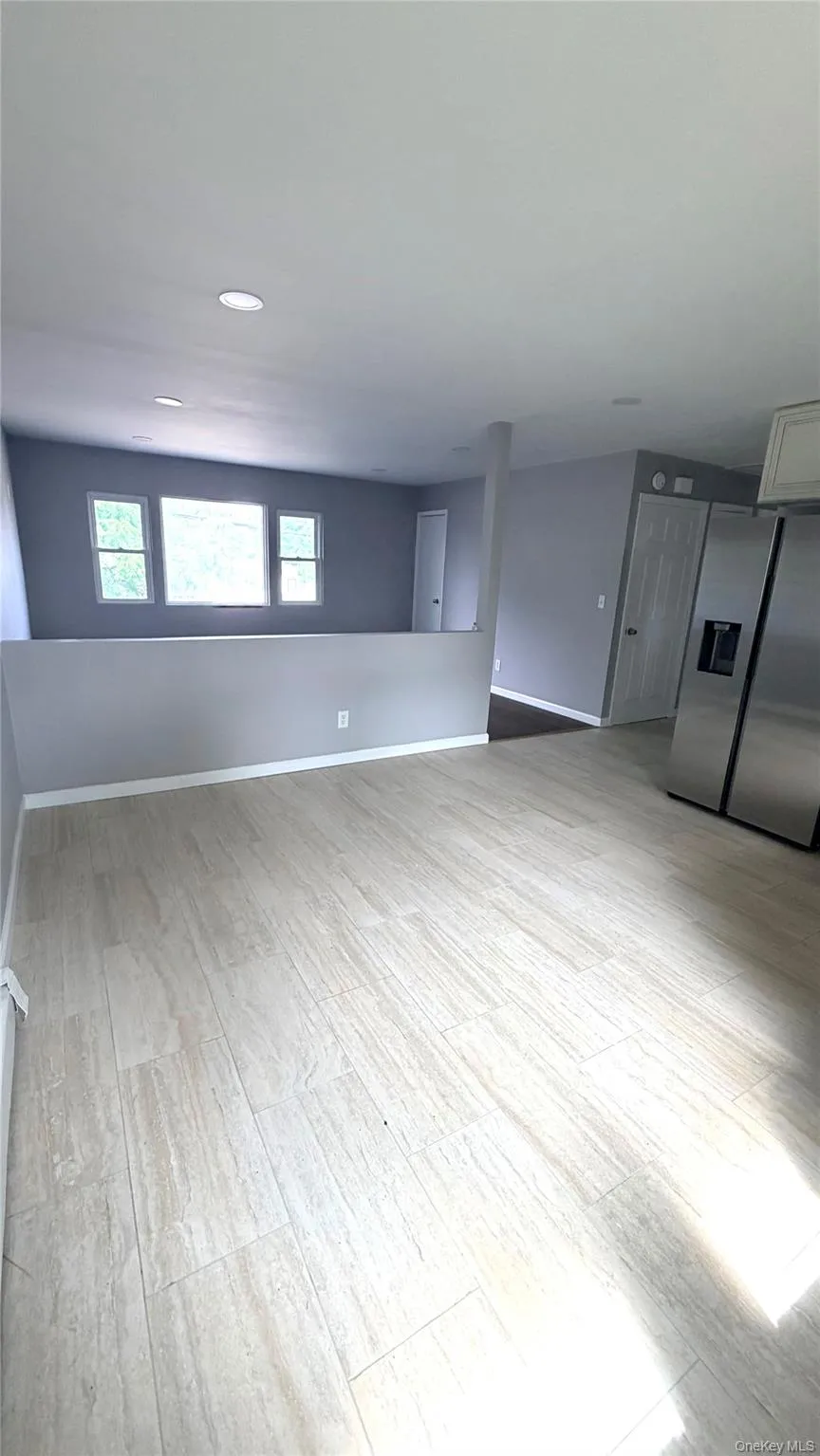 200 Hicksville Road, Oyster Bay, NY, 2 Bedrooms Bedrooms, 5 Rooms Rooms,1 BathroomBathrooms,Residential Lease,For Rent,Hicksville,0,1020565 200 Hicksville Road, Oyster Bay, NY, 2 Bedrooms Bedrooms, 5 Rooms Rooms,1 BathroomBathrooms,Residential Lease,For Rent,Hicksville,0,1020565