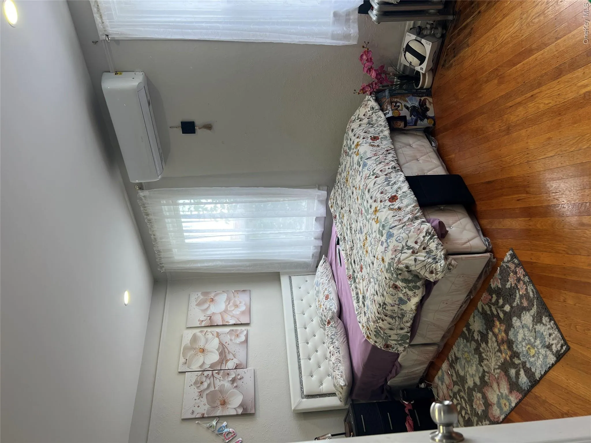 11438 198th Street, New York, NY, 3 Bedrooms Bedrooms, 7 Rooms Rooms,2 BathroomsBathrooms,Residential,For Rent,198th,0,1020569 11438 198th Street, New York, NY, 3 Bedrooms Bedrooms, 7 Rooms Rooms,2 BathroomsBathrooms,Residential,For Rent,198th,0,1020569
