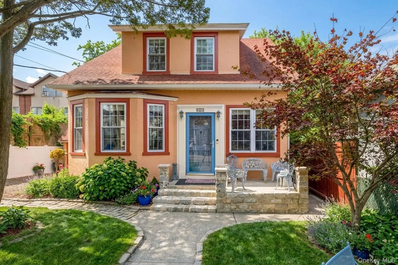 469 Minnieford Avenue, New York, NY, 3 Bedrooms Bedrooms, 5 Rooms Rooms,2 BathroomsBathrooms,Residential,For Rent,Minnieford,0,1020571 469 Minnieford Avenue, New York, NY, 3 Bedrooms Bedrooms, 5 Rooms Rooms,2 BathroomsBathrooms,Residential,For Rent,Minnieford,0,1020571