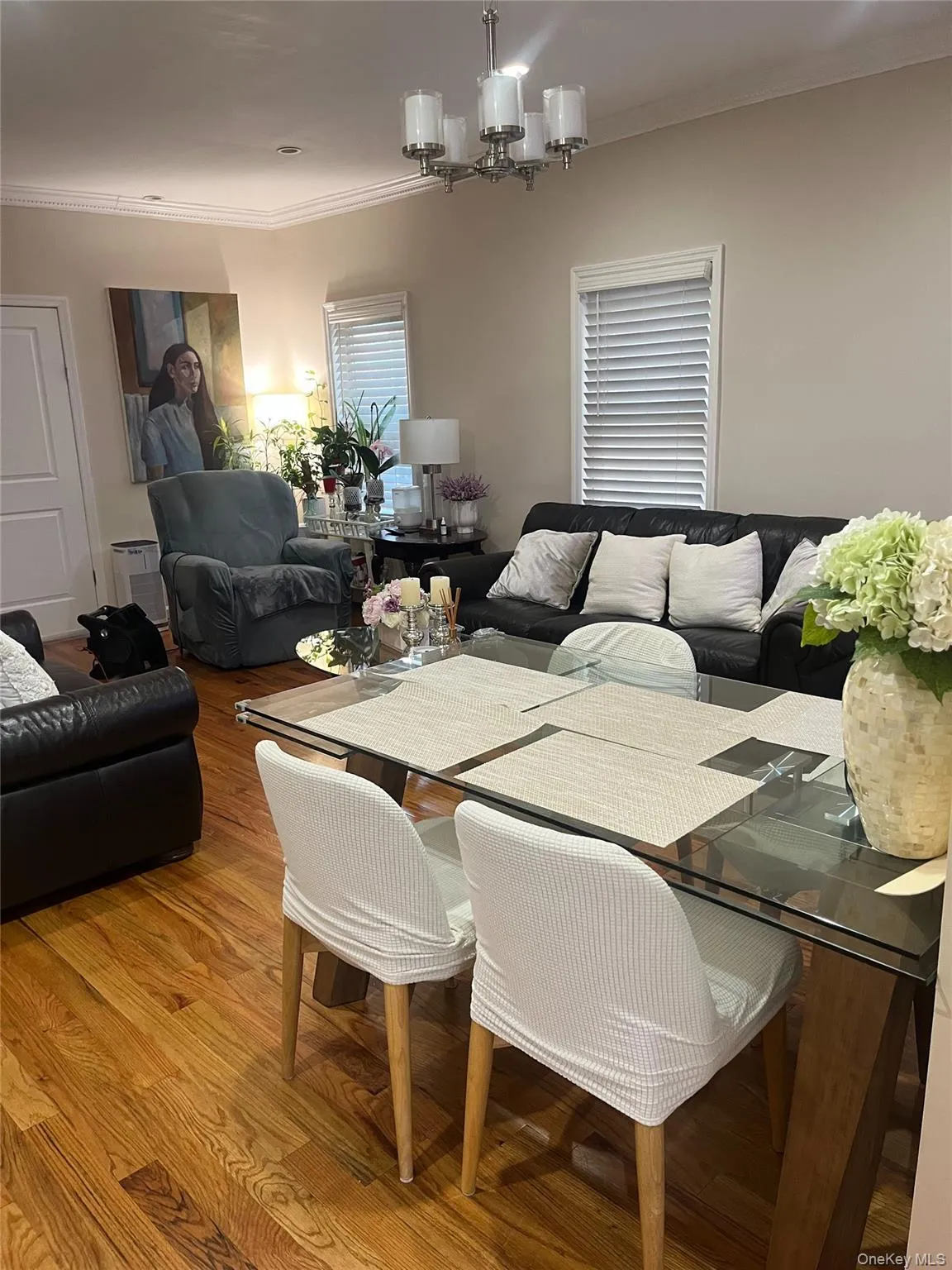 10156 103rd Street, New York, NY, 5 Bedrooms Bedrooms, 6 Rooms Rooms,2 BathroomsBathrooms,Residential,For Rent,103rd,0,1020579 10156 103rd Street, New York, NY, 5 Bedrooms Bedrooms, 6 Rooms Rooms,2 BathroomsBathrooms,Residential,For Rent,103rd,0,1020579
