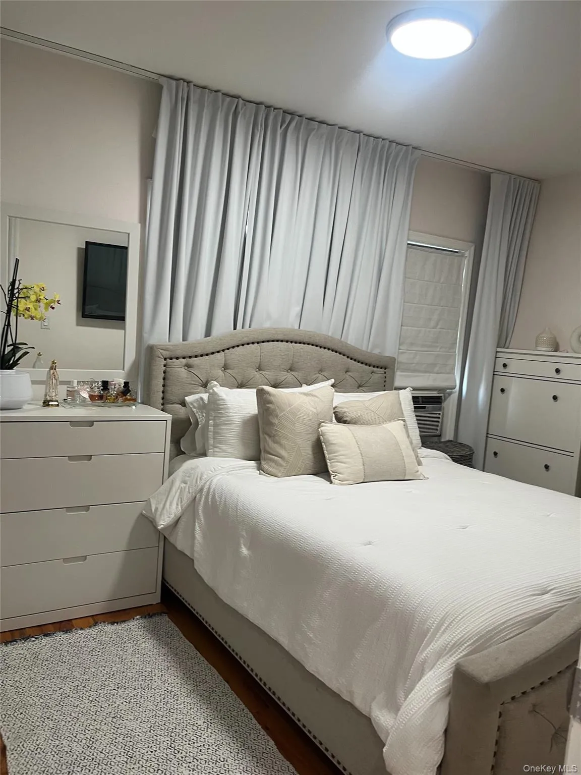 10156 103rd Street, New York, NY, 5 Bedrooms Bedrooms, 6 Rooms Rooms,2 BathroomsBathrooms,Residential,For Rent,103rd,0,1020579 10156 103rd Street, New York, NY, 5 Bedrooms Bedrooms, 6 Rooms Rooms,2 BathroomsBathrooms,Residential,For Rent,103rd,0,1020579
