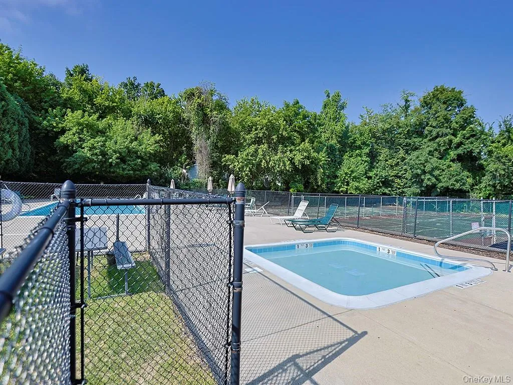 10 Lexington Hill, Monroe, NY, 2 Bedrooms Bedrooms, 5 Rooms Rooms,2 BathroomsBathrooms,Residential,For Rent,Lexington,0,1020581 10 Lexington Hill, Monroe, NY, 2 Bedrooms Bedrooms, 5 Rooms Rooms,2 BathroomsBathrooms,Residential,For Rent,Lexington,0,1020581