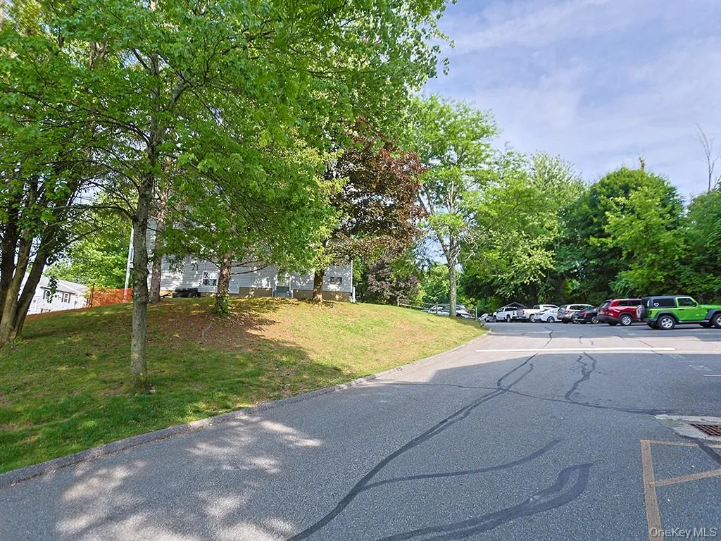 10 Lexington Hill, Monroe, NY, 2 Bedrooms Bedrooms, 5 Rooms Rooms,2 BathroomsBathrooms,Residential,For Rent,Lexington,0,1020581 10 Lexington Hill, Monroe, NY, 2 Bedrooms Bedrooms, 5 Rooms Rooms,2 BathroomsBathrooms,Residential,For Rent,Lexington,0,1020581