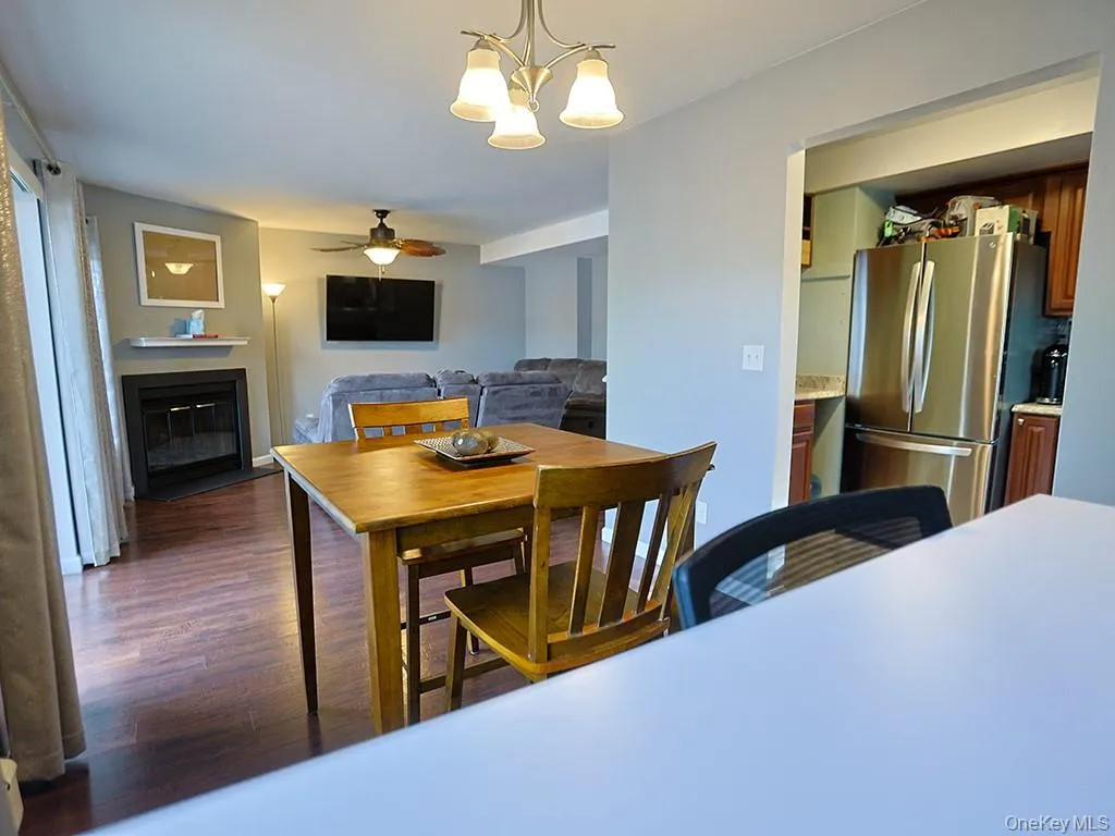 10 Lexington Hill, Monroe, NY, 2 Bedrooms Bedrooms, 5 Rooms Rooms,2 BathroomsBathrooms,Residential,For Rent,Lexington,0,1020581 10 Lexington Hill, Monroe, NY, 2 Bedrooms Bedrooms, 5 Rooms Rooms,2 BathroomsBathrooms,Residential,For Rent,Lexington,0,1020581