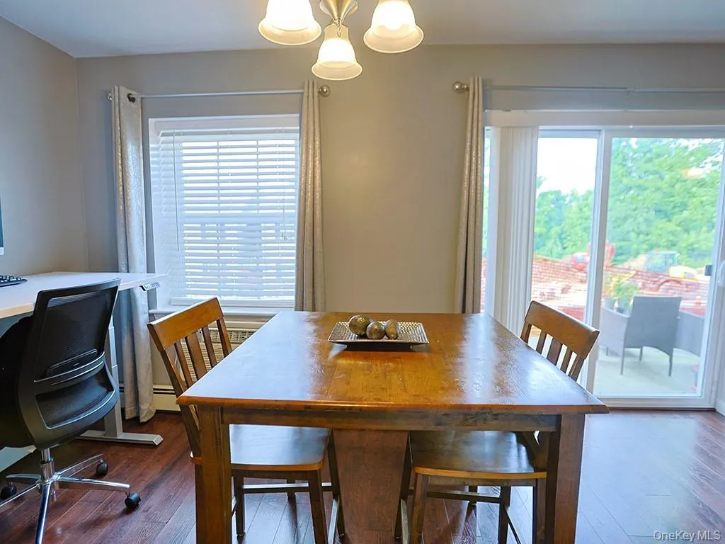 10 Lexington Hill, Monroe, NY, 2 Bedrooms Bedrooms, 5 Rooms Rooms,2 BathroomsBathrooms,Residential,For Rent,Lexington,0,1020581 10 Lexington Hill, Monroe, NY, 2 Bedrooms Bedrooms, 5 Rooms Rooms,2 BathroomsBathrooms,Residential,For Rent,Lexington,0,1020581