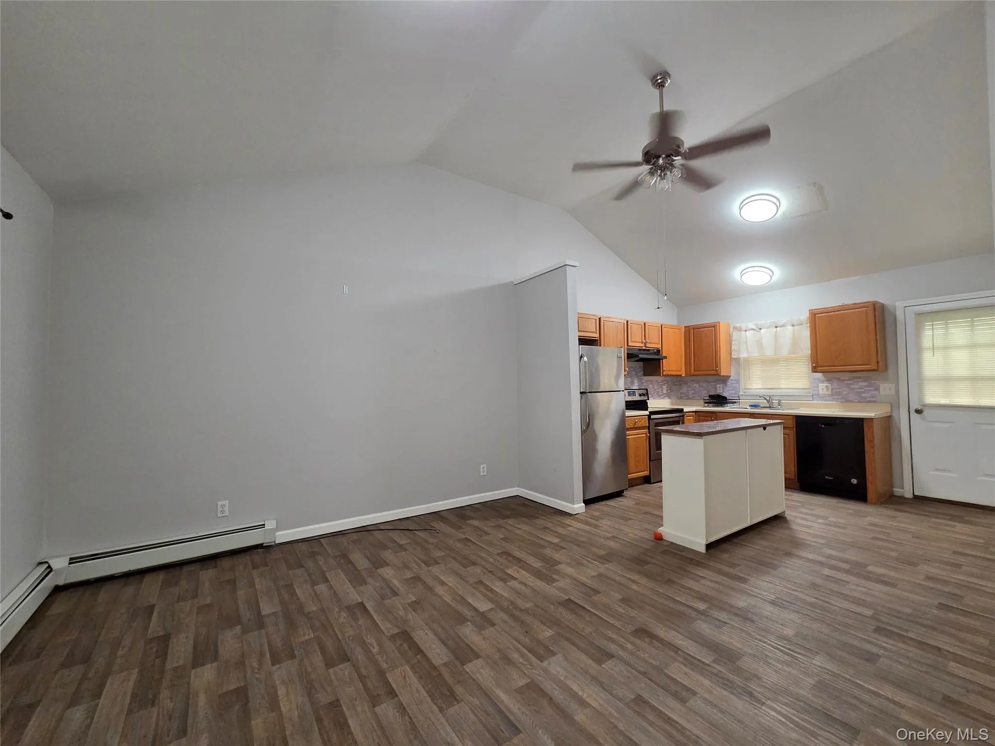 706 Tower Avenue, Montgomery, NY, 2 Bedrooms Bedrooms, 5 Rooms Rooms,1 BathroomBathrooms,Residential Lease,For Rent,Tower,0,1020582 706 Tower Avenue, Montgomery, NY, 2 Bedrooms Bedrooms, 5 Rooms Rooms,1 BathroomBathrooms,Residential Lease,For Rent,Tower,0,1020582