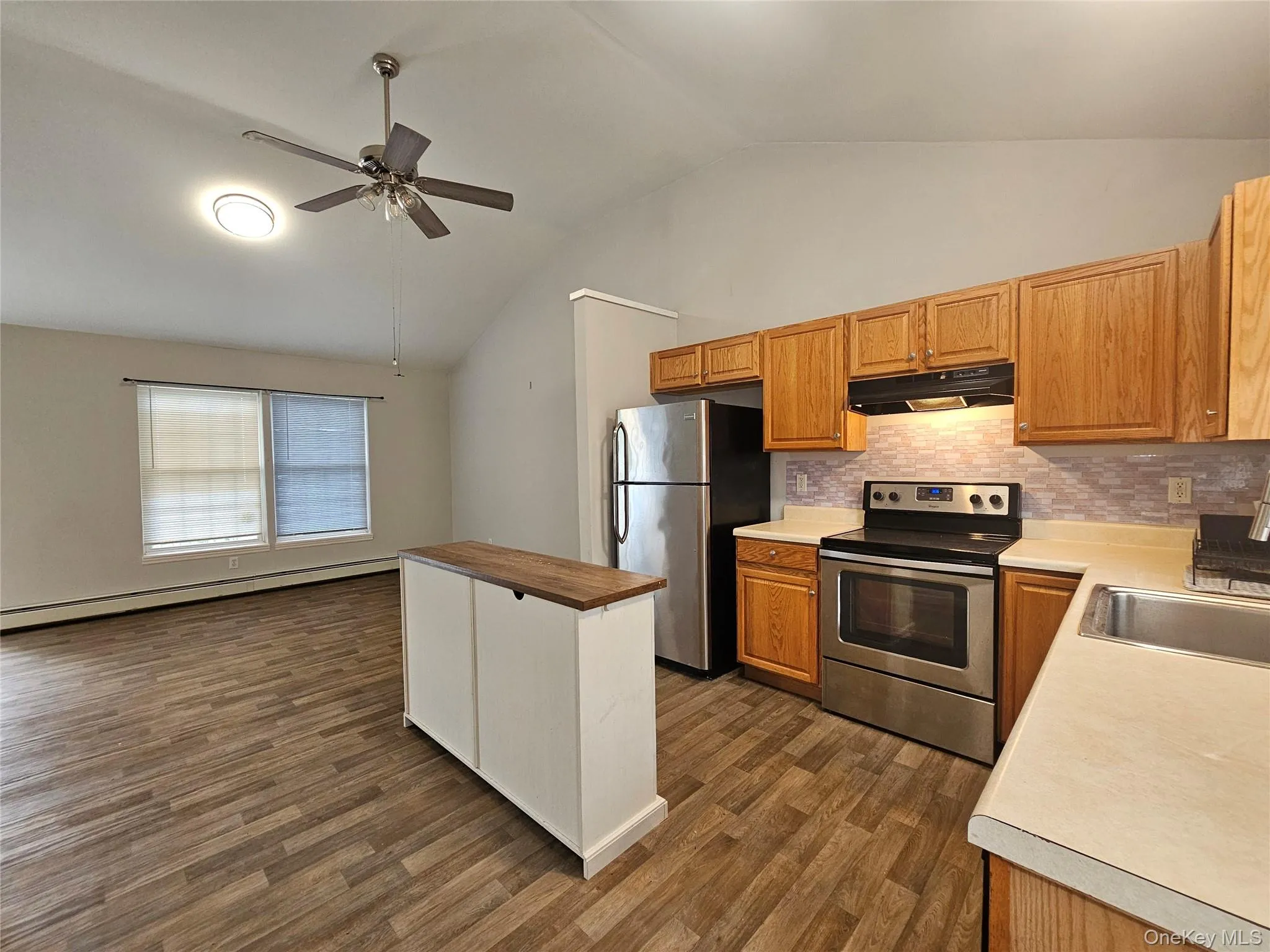 706 Tower Avenue, Montgomery, NY, 2 Bedrooms Bedrooms, 5 Rooms Rooms,1 BathroomBathrooms,Residential Lease,For Rent,Tower,0,1020582 706 Tower Avenue, Montgomery, NY, 2 Bedrooms Bedrooms, 5 Rooms Rooms,1 BathroomBathrooms,Residential Lease,For Rent,Tower,0,1020582