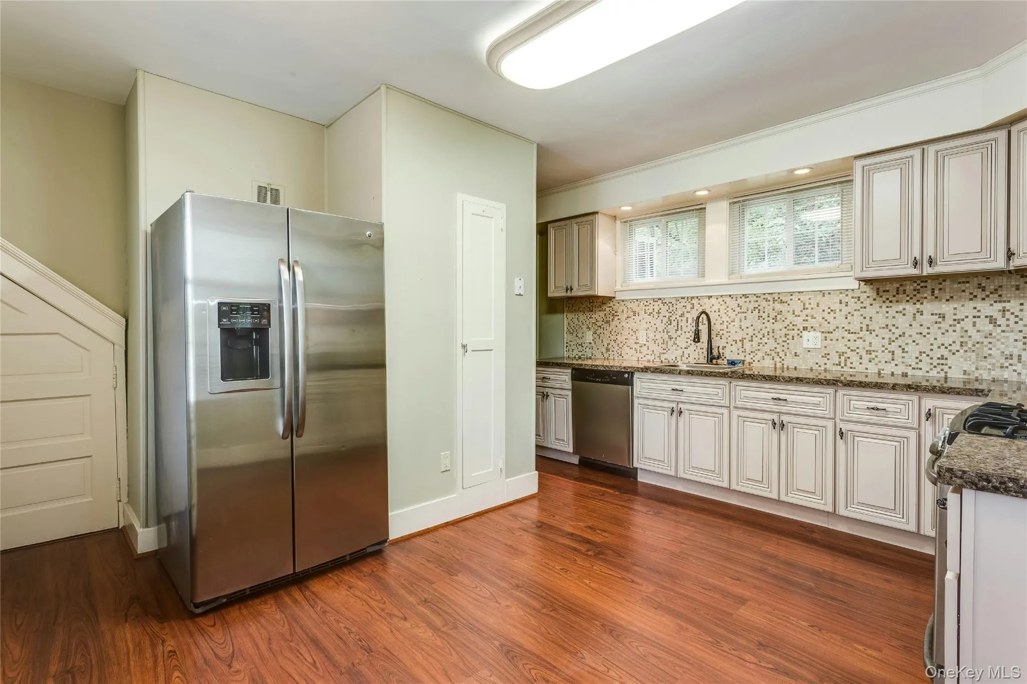 2&4 Youngs Hill Road, Huntington, NY, 6 Bedrooms Bedrooms, 12 Rooms Rooms,2 BathroomsBathrooms,Residential,For Rent,Youngs Hill,0,1020583 2&4 Youngs Hill Road, Huntington, NY, 6 Bedrooms Bedrooms, 12 Rooms Rooms,2 BathroomsBathrooms,Residential,For Rent,Youngs Hill,0,1020583