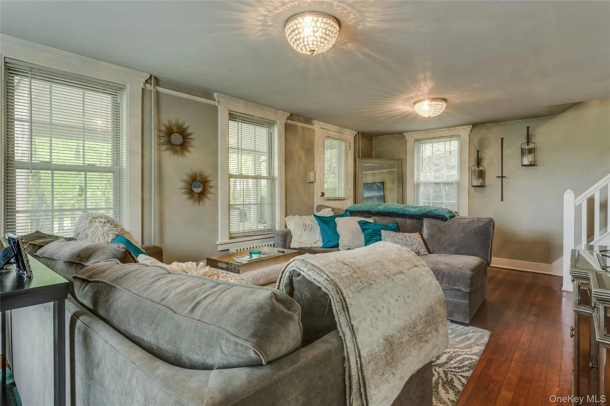 2&4 Youngs Hill Road, Huntington, NY, 6 Bedrooms Bedrooms, 12 Rooms Rooms,2 BathroomsBathrooms,Residential,For Rent,Youngs Hill,0,1020583 2&4 Youngs Hill Road, Huntington, NY, 6 Bedrooms Bedrooms, 12 Rooms Rooms,2 BathroomsBathrooms,Residential,For Rent,Youngs Hill,0,1020583