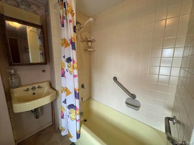 10 Forest Avenue, Middletown, NY, 2 Bedrooms Bedrooms, 6 Rooms Rooms,1 BathroomBathrooms,Residential,For Rent,Forest,0,1020584 10 Forest Avenue, Middletown, NY, 2 Bedrooms Bedrooms, 6 Rooms Rooms,1 BathroomBathrooms,Residential,For Rent,Forest,0,1020584