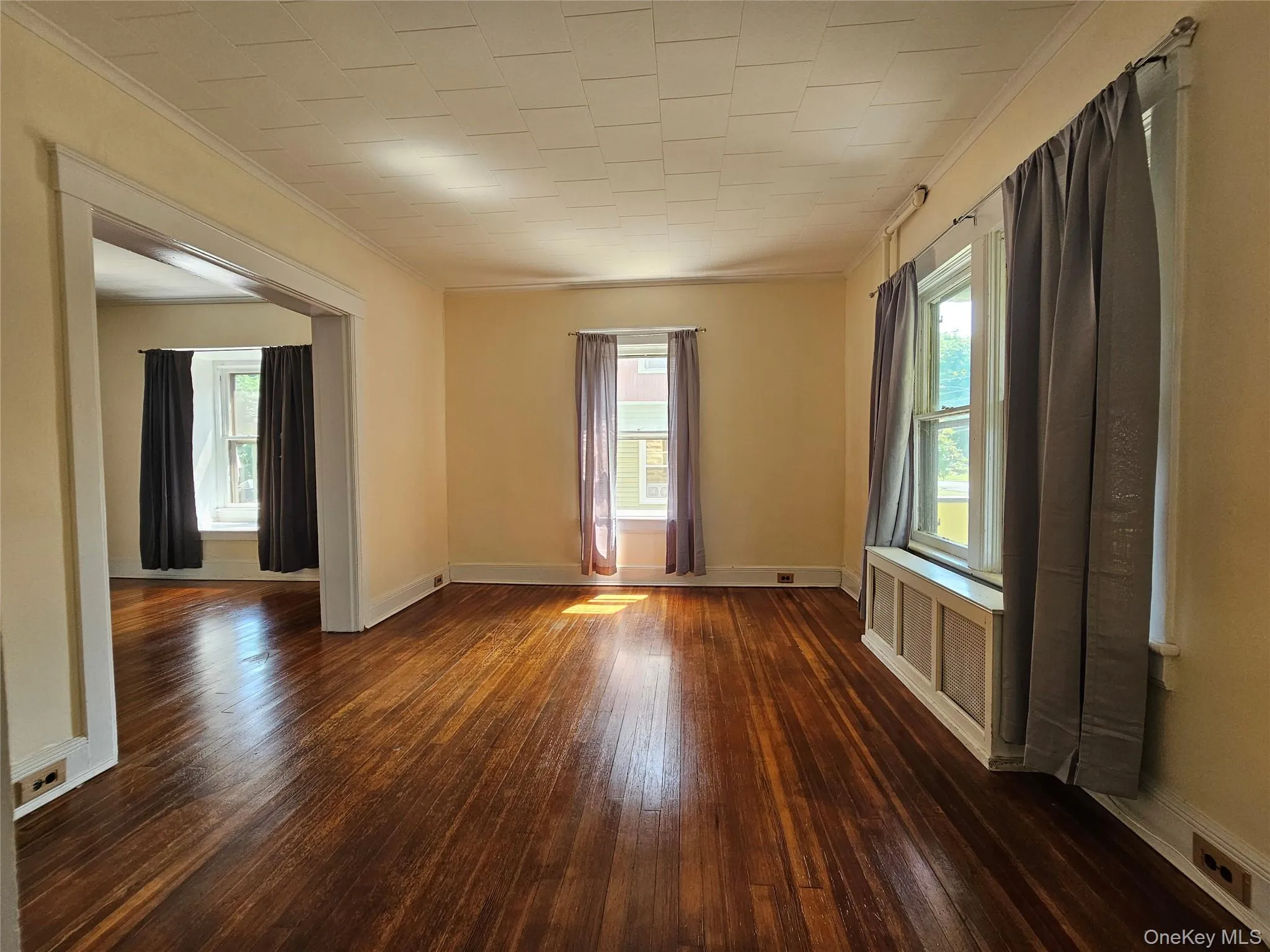 62 Clinton Avenue, Thompson, NY, 4 Bedrooms Bedrooms, 8 Rooms Rooms,2 BathroomsBathrooms,Residential,For Rent,Clinton,0,1020587 62 Clinton Avenue, Thompson, NY, 4 Bedrooms Bedrooms, 8 Rooms Rooms,2 BathroomsBathrooms,Residential,For Rent,Clinton,0,1020587