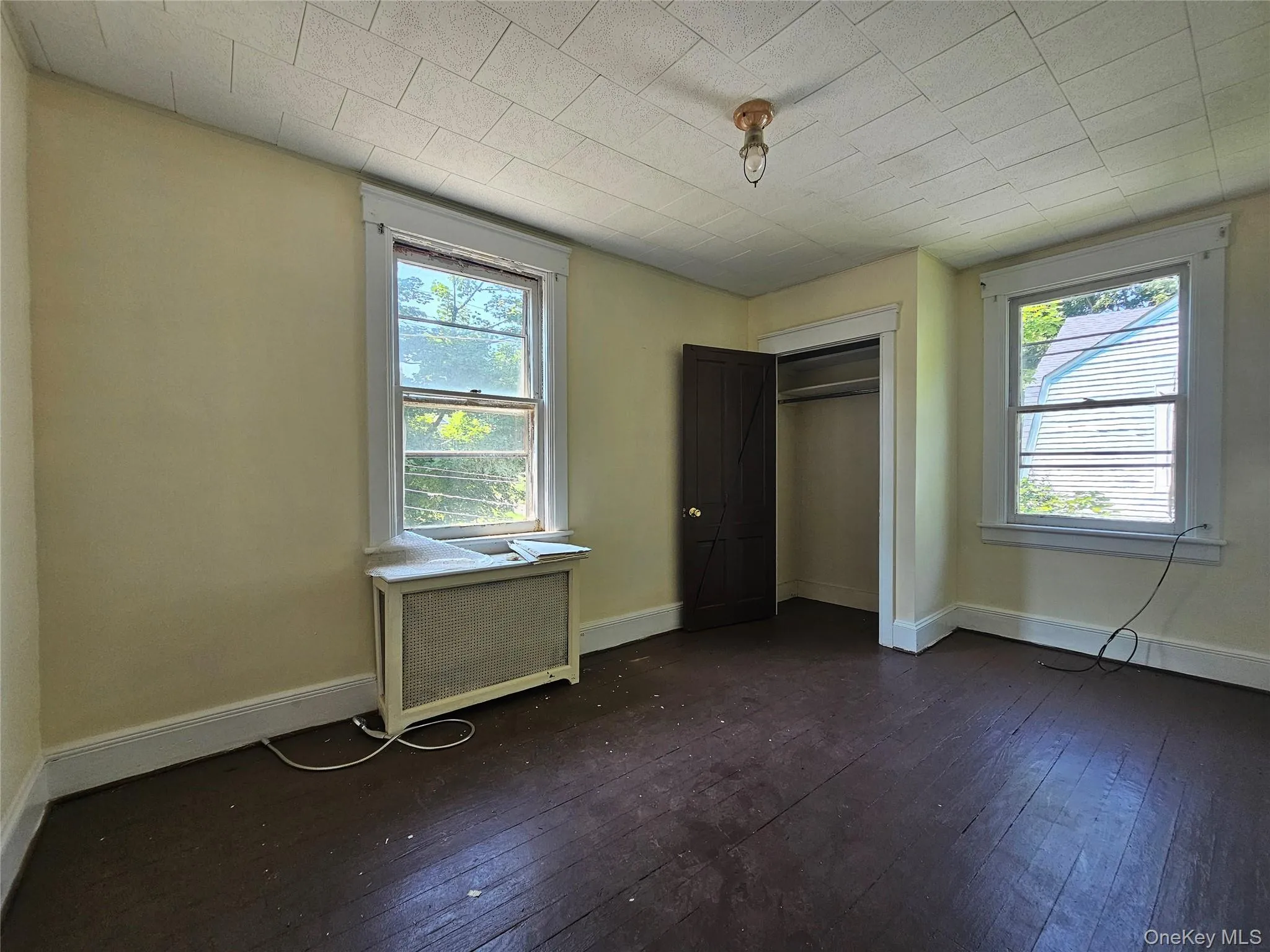 62 Clinton Avenue, Thompson, NY, 4 Bedrooms Bedrooms, 8 Rooms Rooms,2 BathroomsBathrooms,Residential,For Rent,Clinton,0,1020587 62 Clinton Avenue, Thompson, NY, 4 Bedrooms Bedrooms, 8 Rooms Rooms,2 BathroomsBathrooms,Residential,For Rent,Clinton,0,1020587