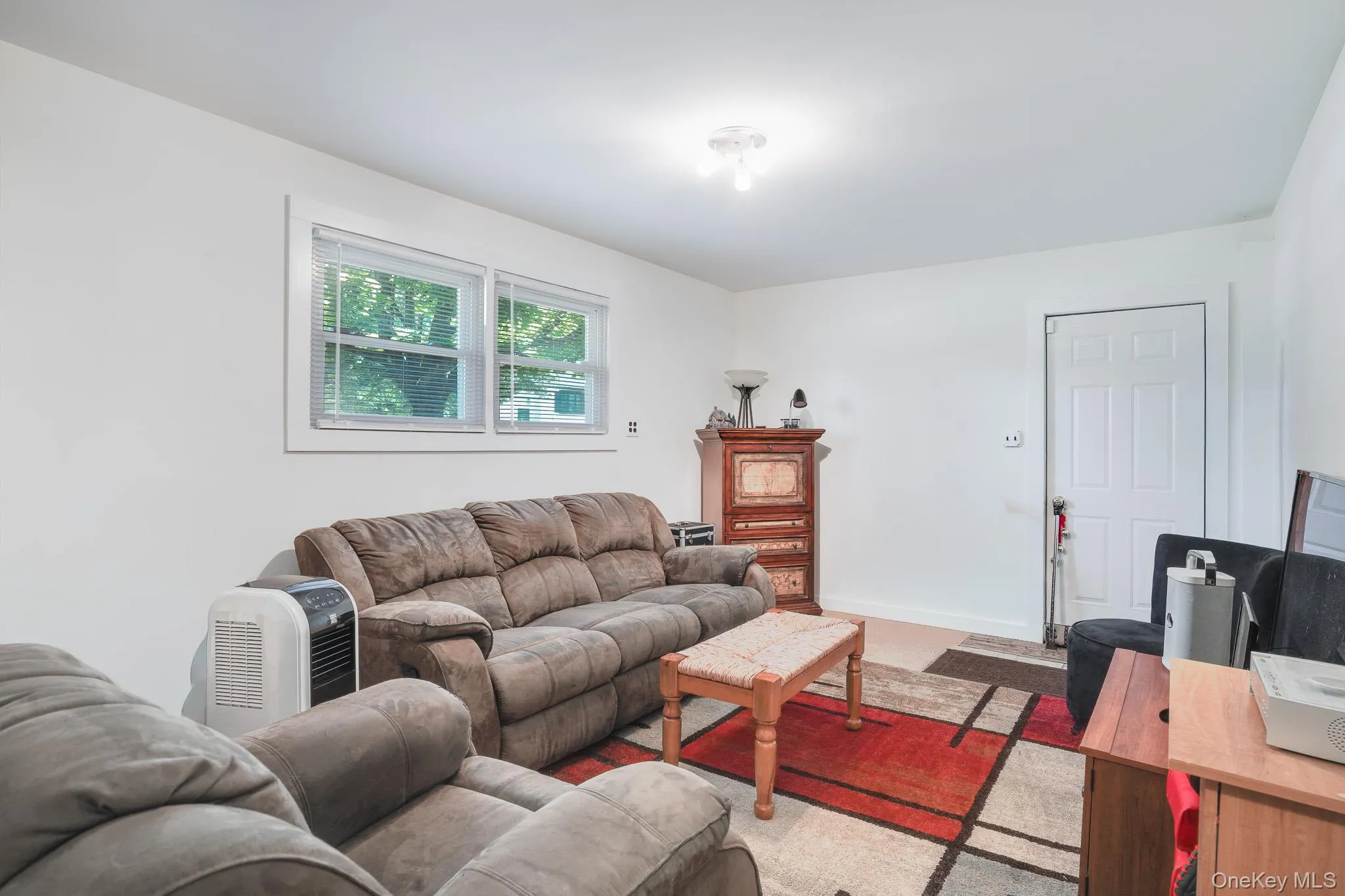 12 Golden Way, Hyde Park, NY, 3 Bedrooms Bedrooms, 9 Rooms Rooms,2 BathroomsBathrooms,Residential,For Rent,Golden,0,1020591 12 Golden Way, Hyde Park, NY, 3 Bedrooms Bedrooms, 9 Rooms Rooms,2 BathroomsBathrooms,Residential,For Rent,Golden,0,1020591